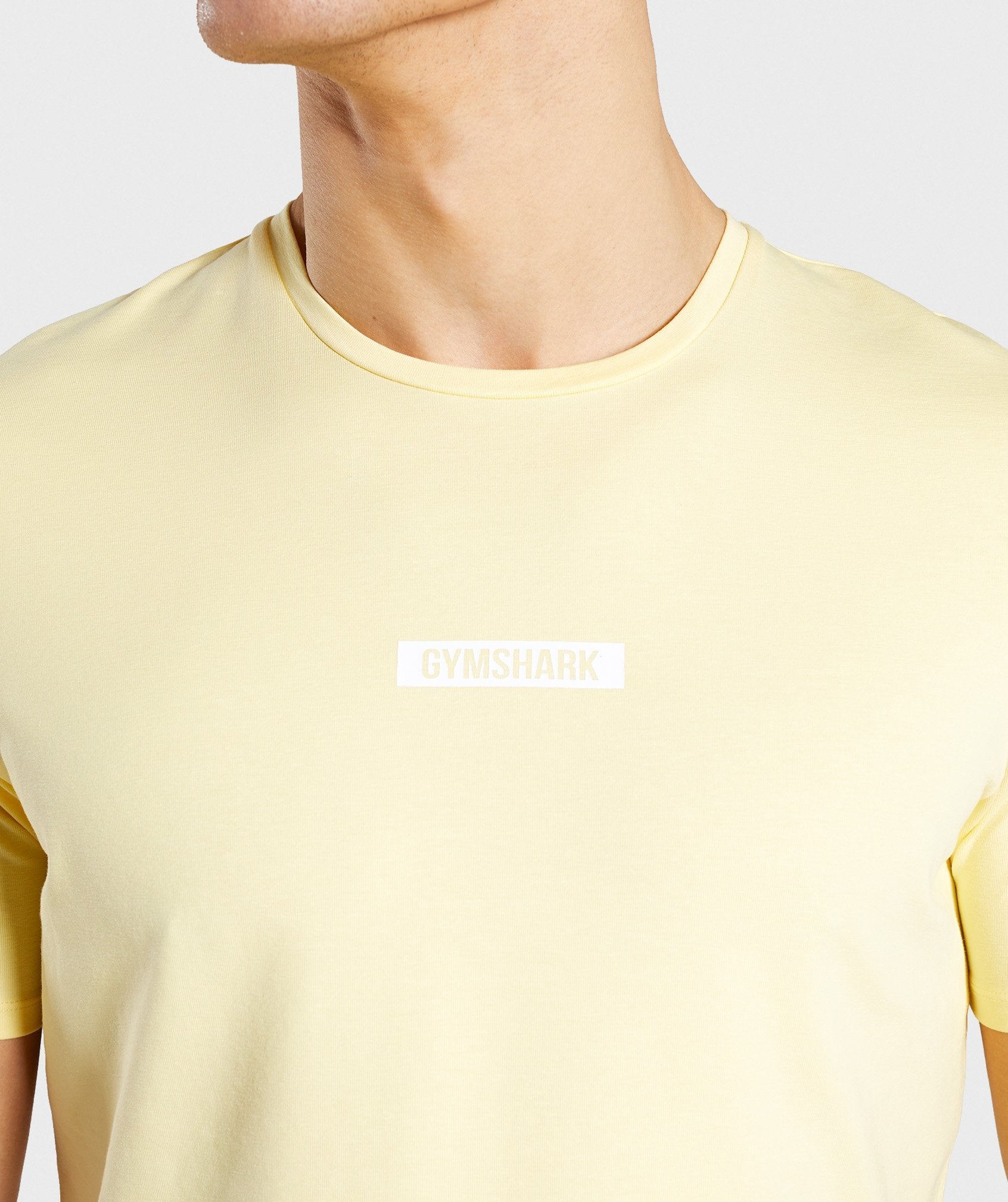 Central T-Shirt in Yellow - view 5