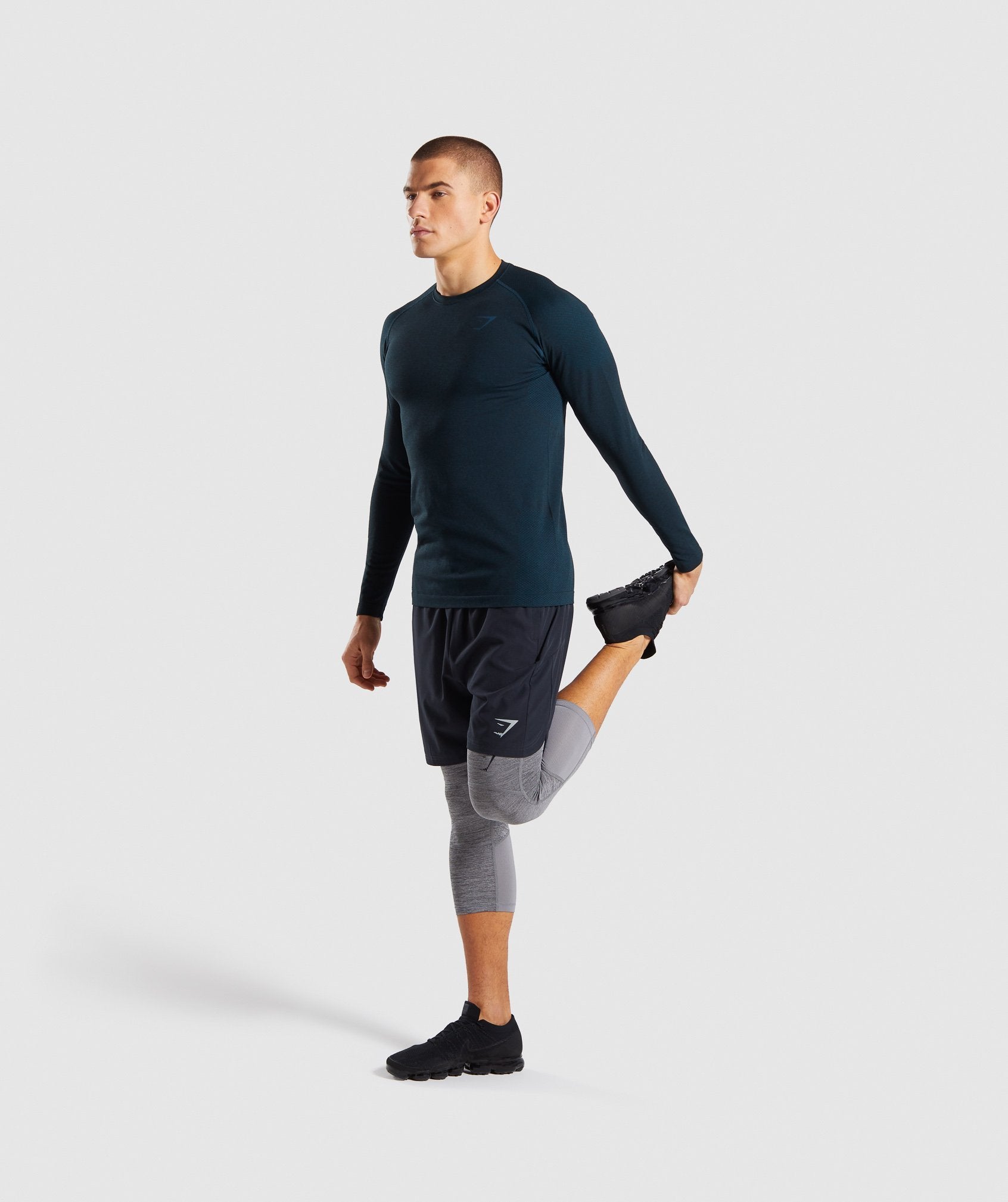 Define Seamless Long Sleeve T-Shirt in Blue - view 3