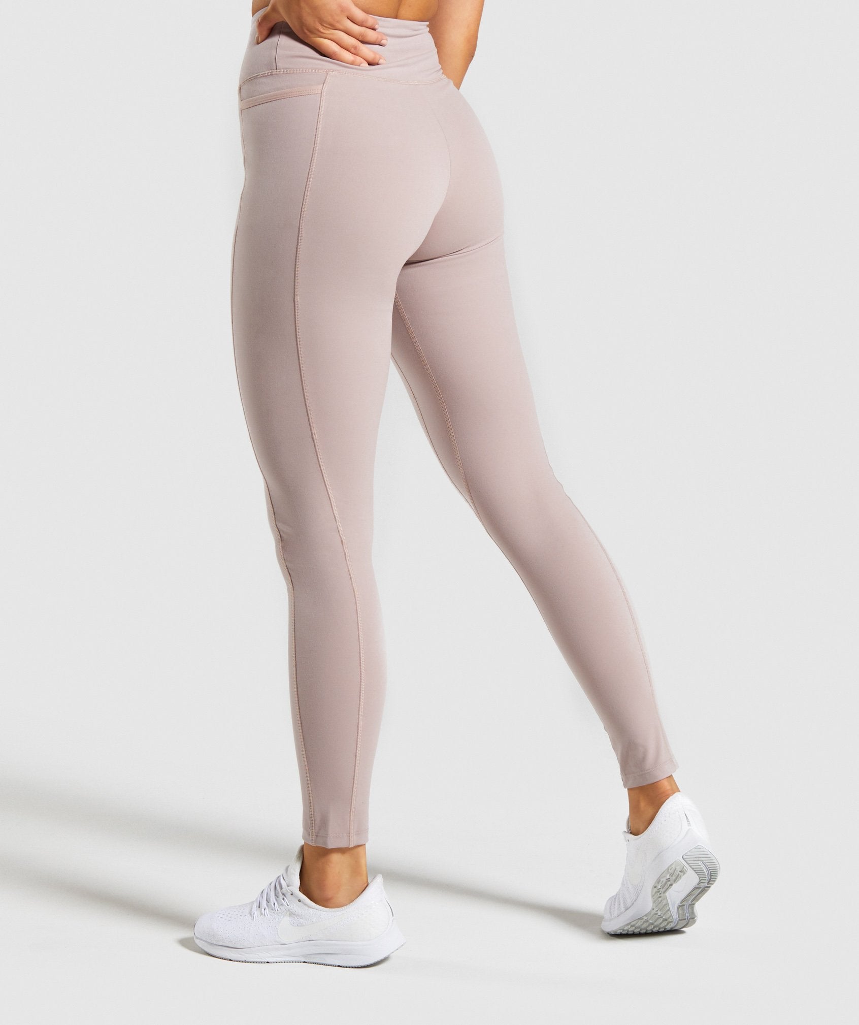 Dreamy Leggings in Taupe/white