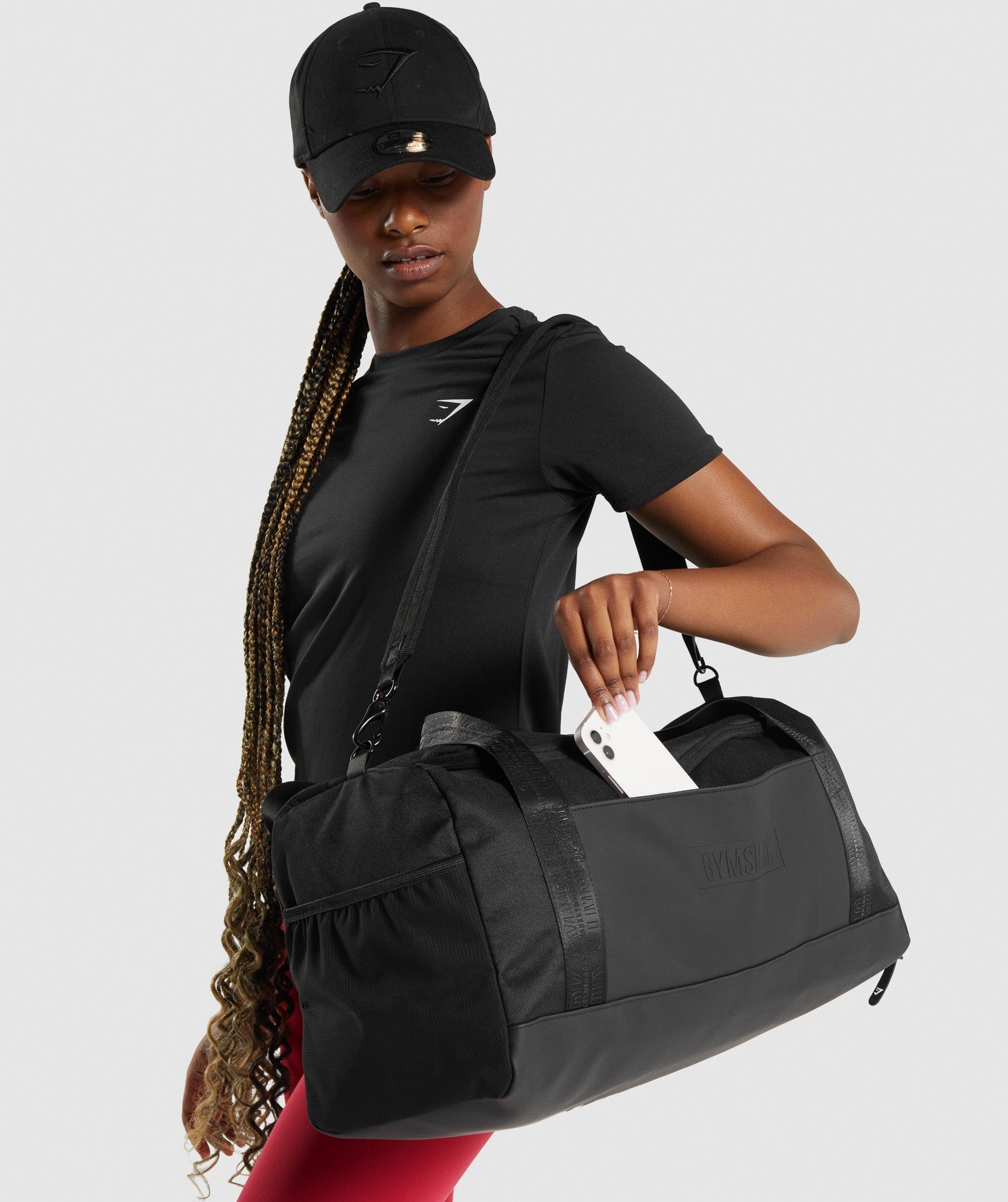 Small Everyday Holdall in Black - view 5