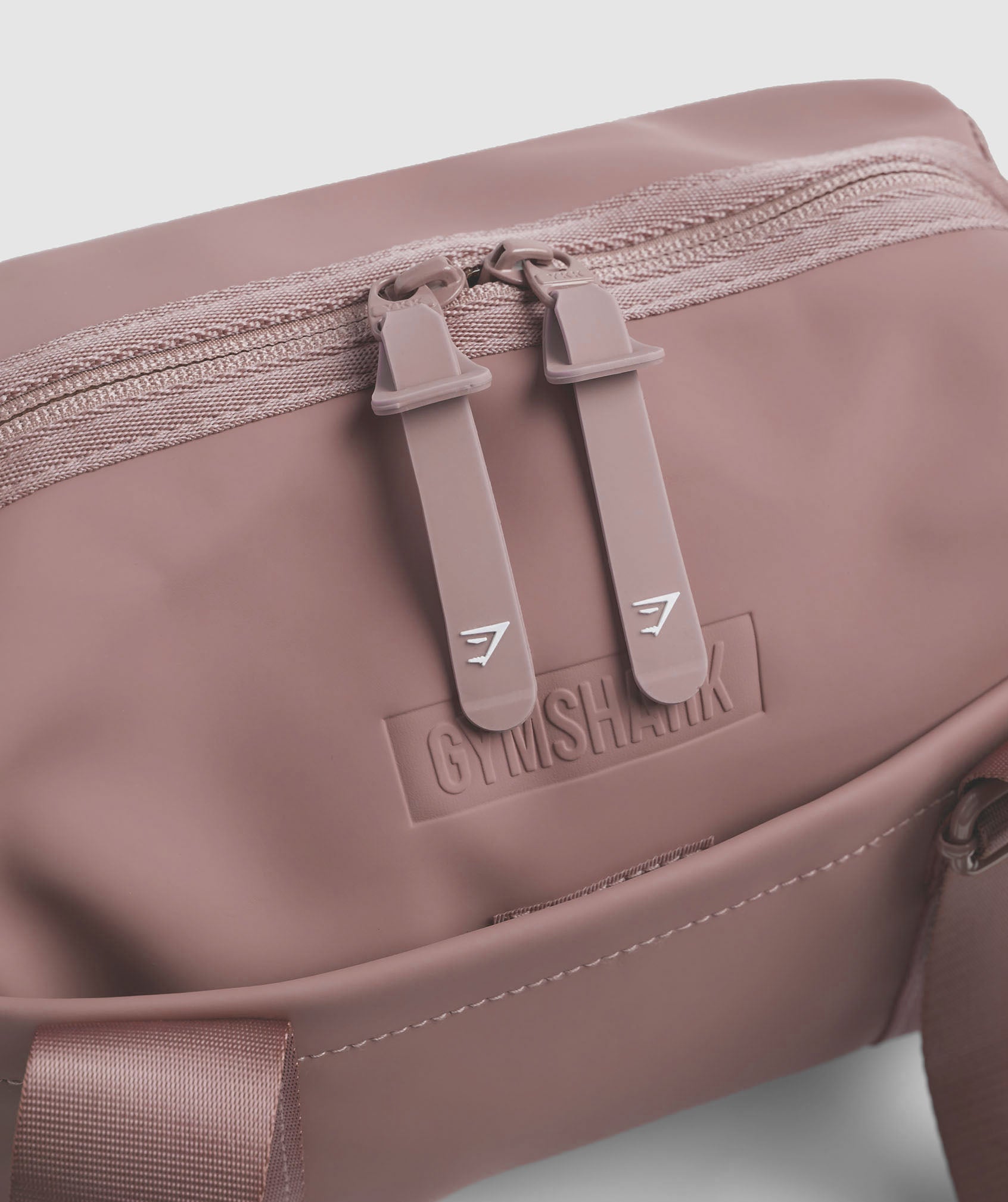 Everyday Mini Holdall in Dusty Maroon