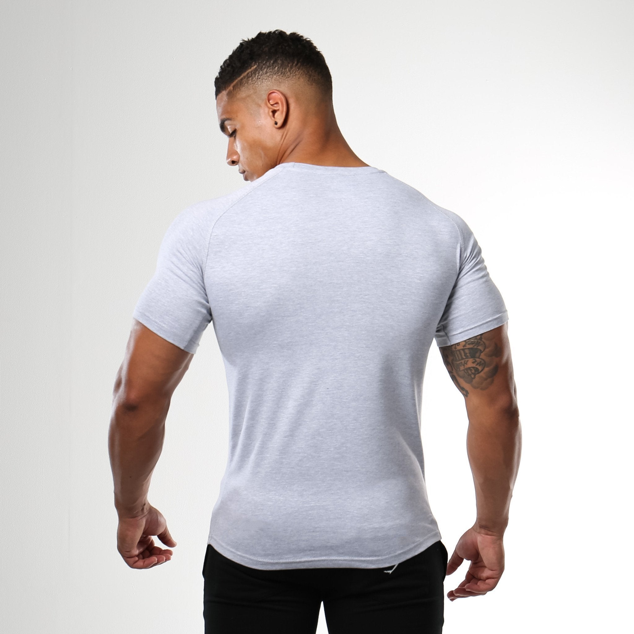 Form Fitted T-Shirt in Light Grey Marl - view 4