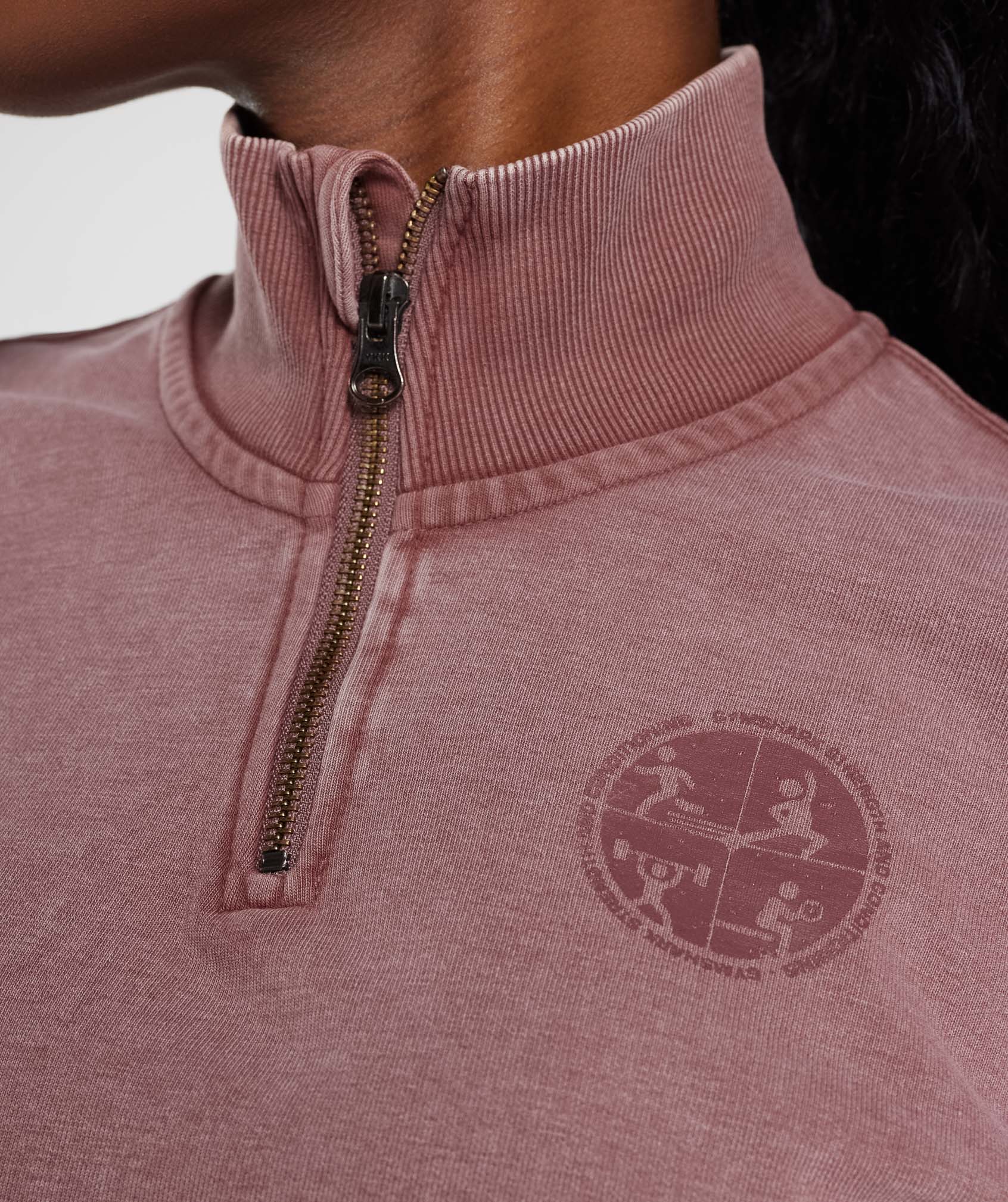 Collegiate 1/4 Zip in Dusty Maroon