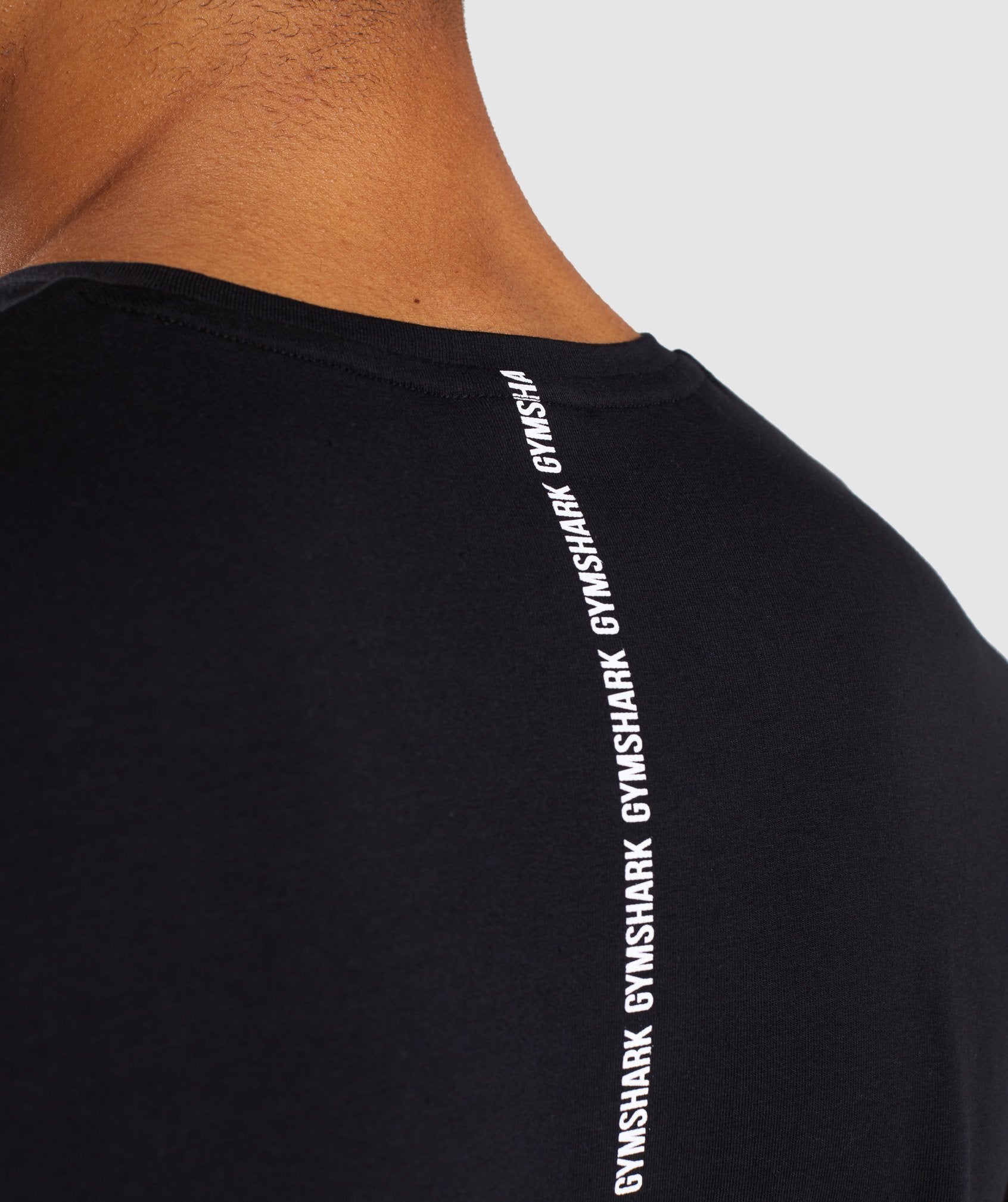Linear T-Shirt in Black - view 5