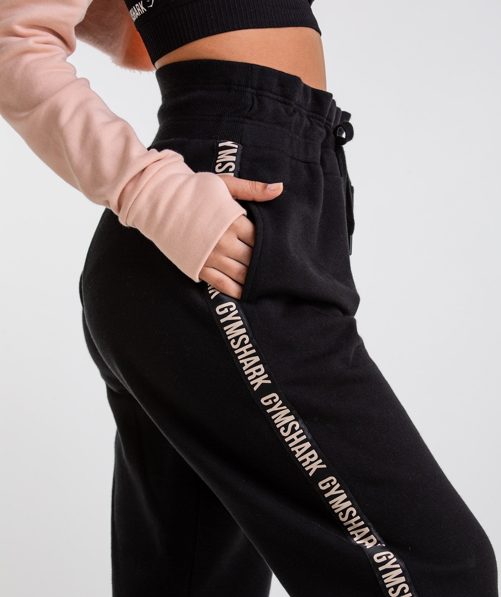 Oversized Joggers in Black - view 5