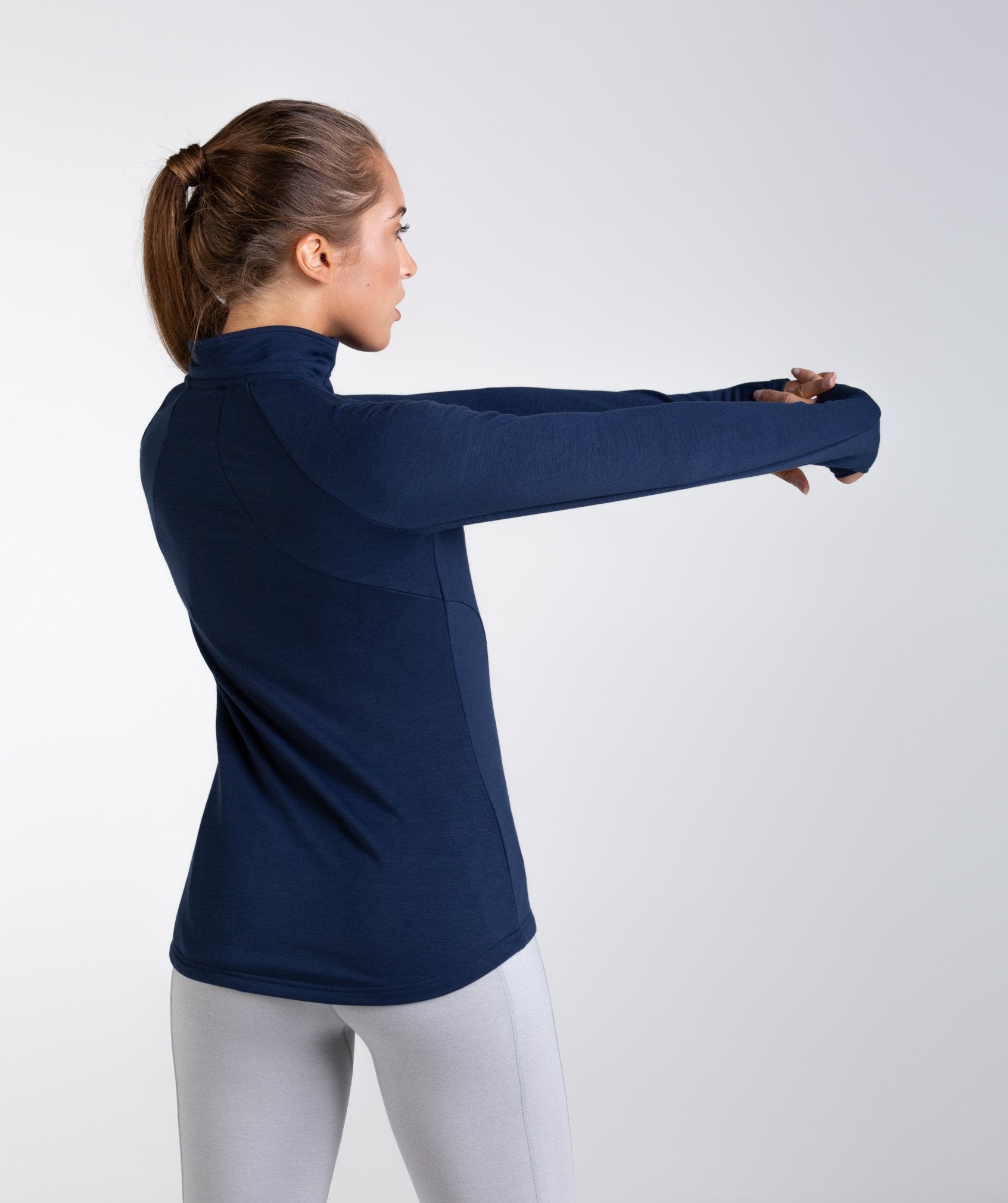 Fit Pullover in Sapphire Blue - view 2
