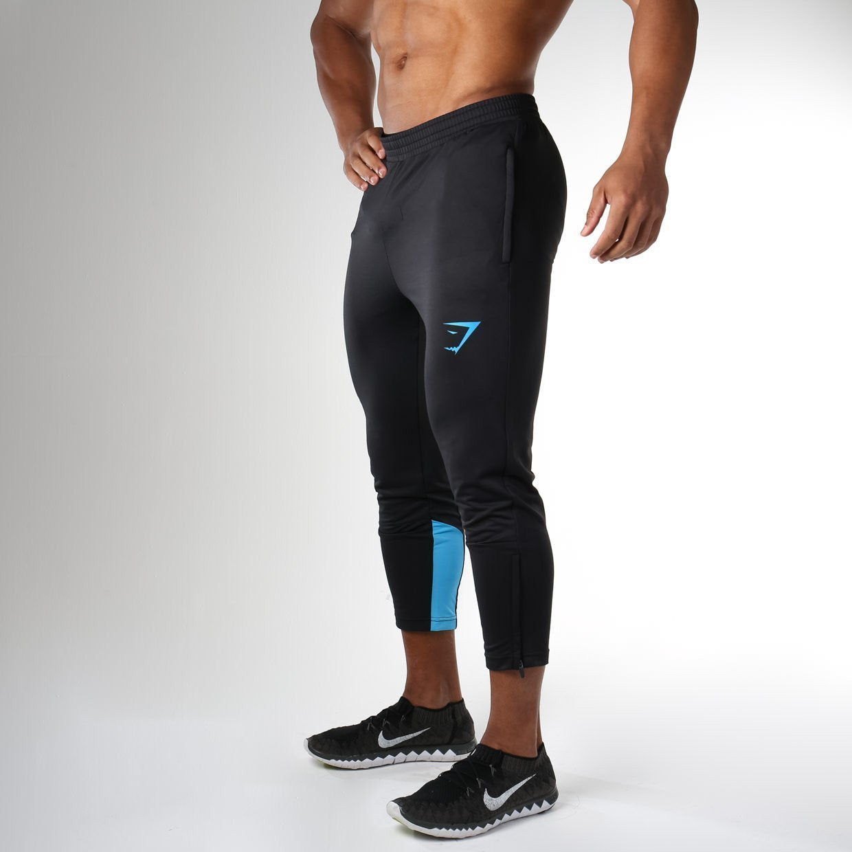 Reactive 3/4 Training Pant in Black/Blue - view 1