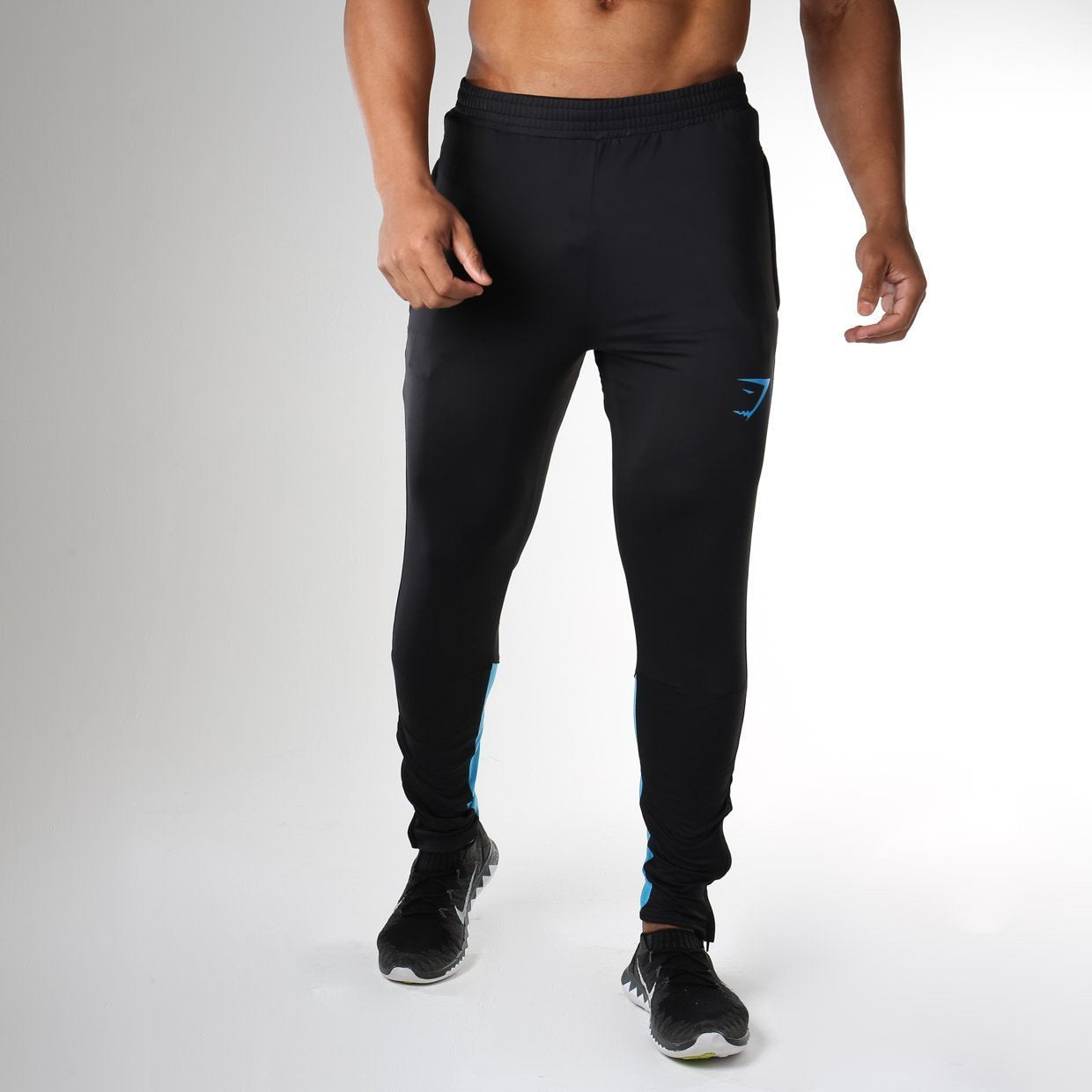Reactive Training Pant in Black/Blue - view 1