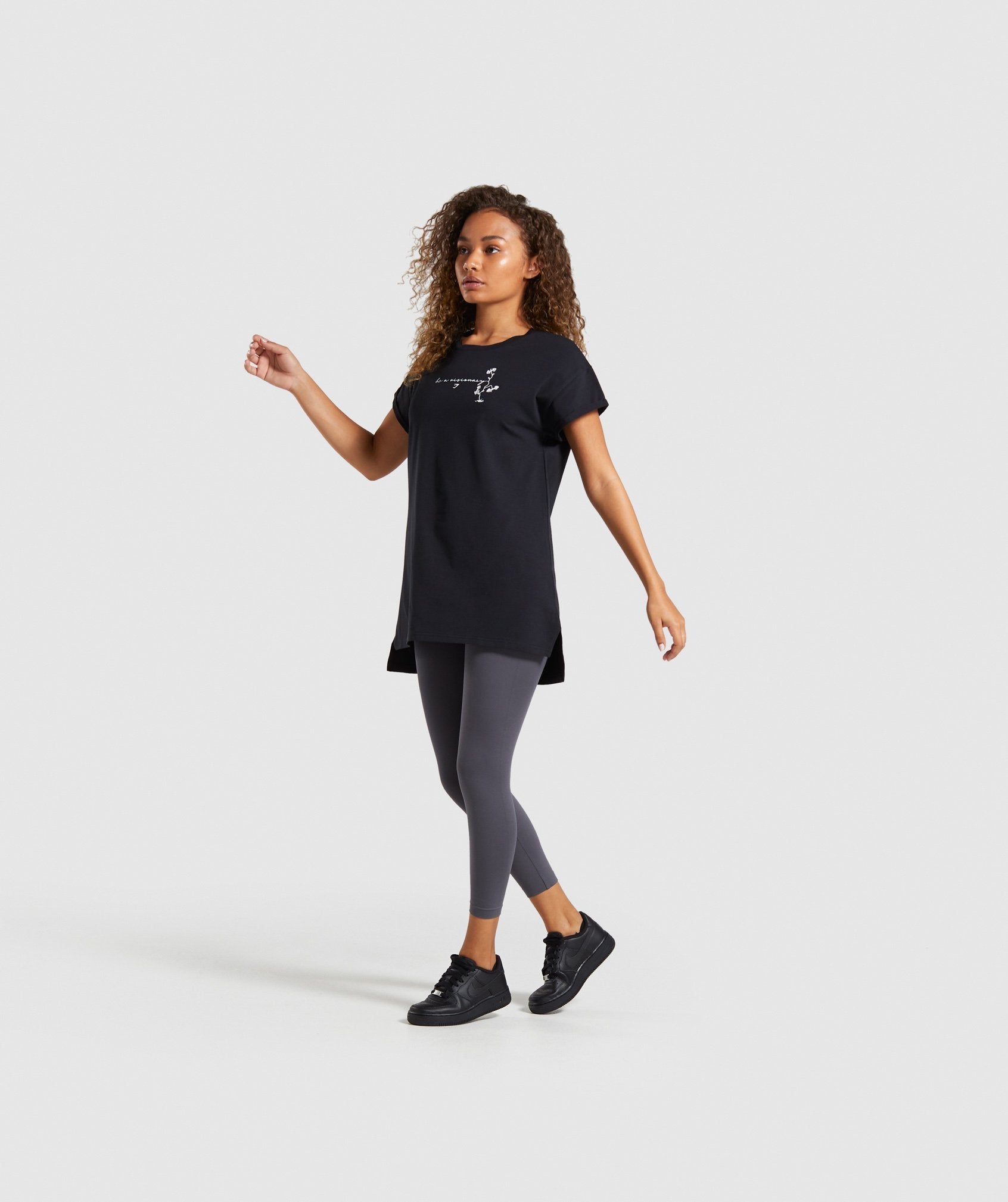 Roots Longline Tee in Black - view 4