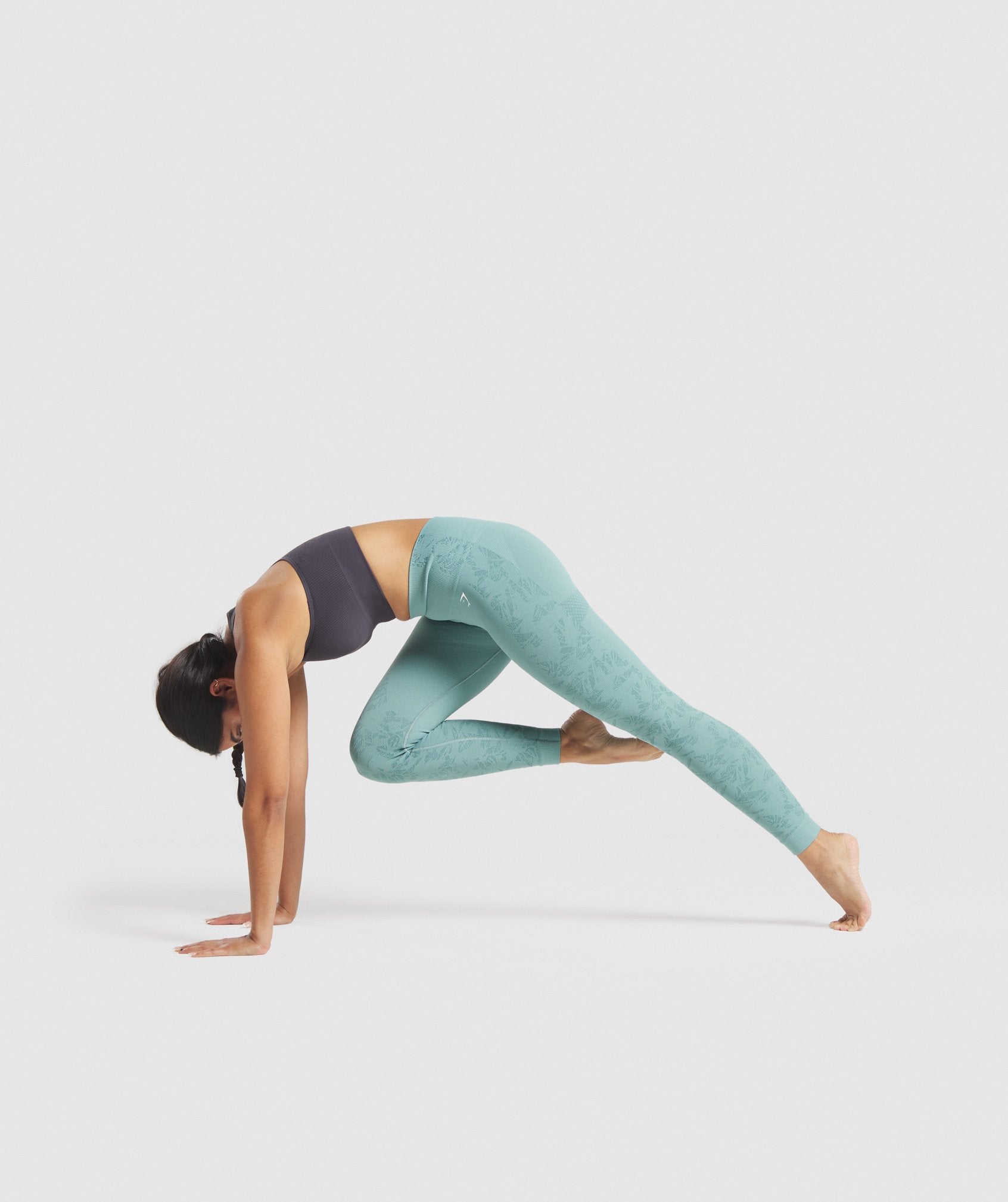 Studio Leggings in Washed Light Green