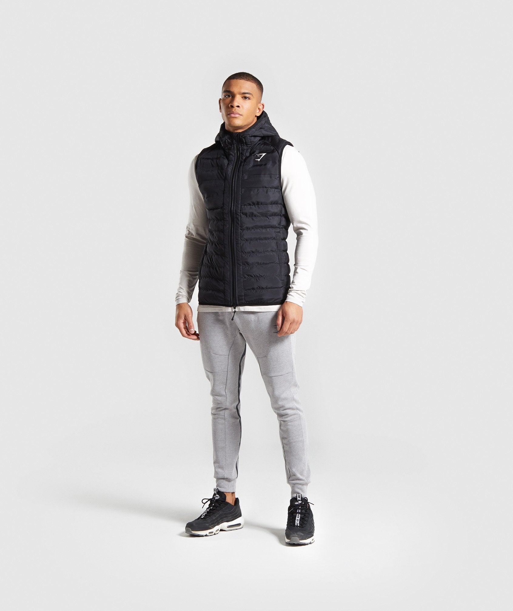 Sector Gilet V2 in Black - view 4