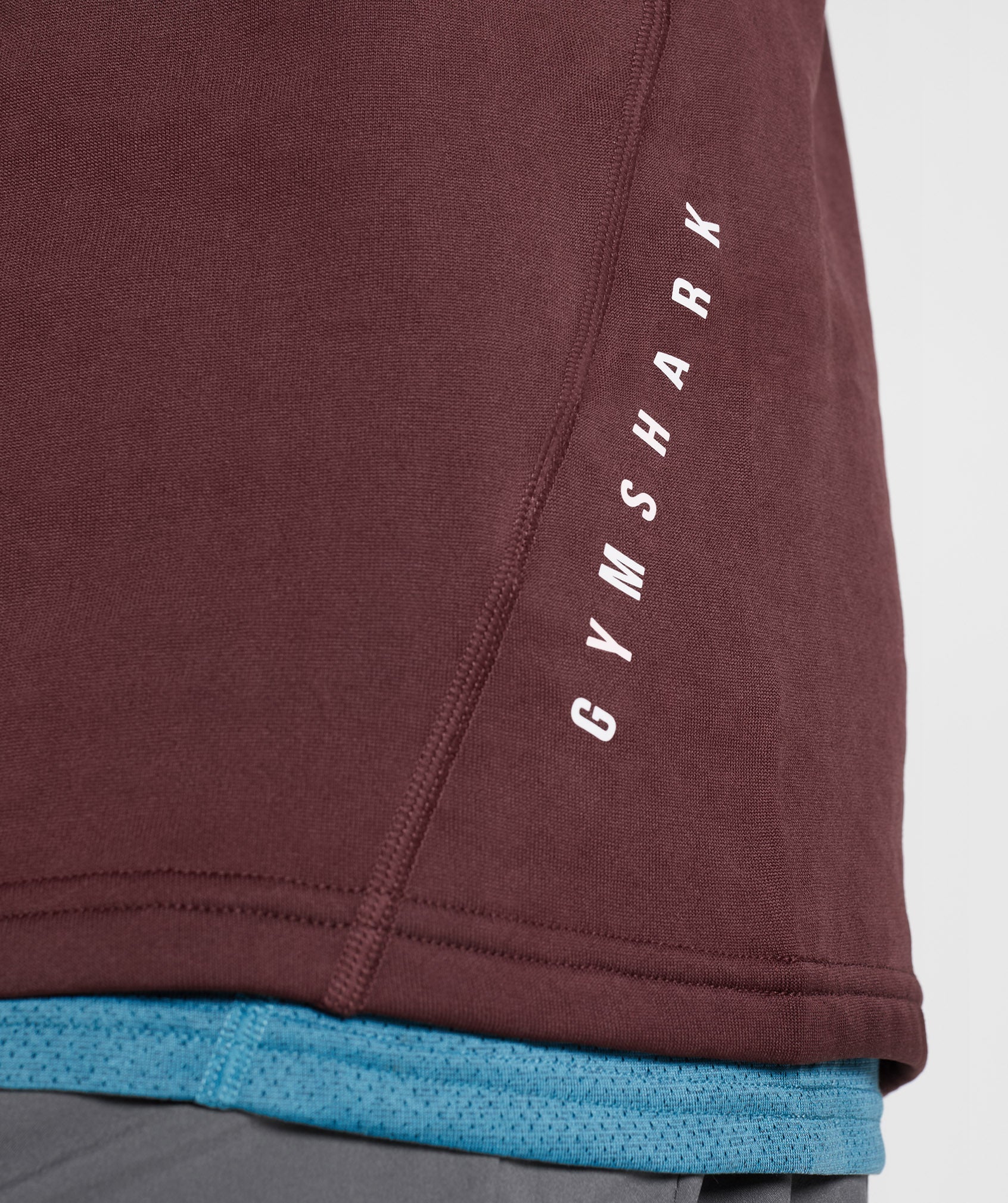 Sport 1/4 Zip in Baked Maroon