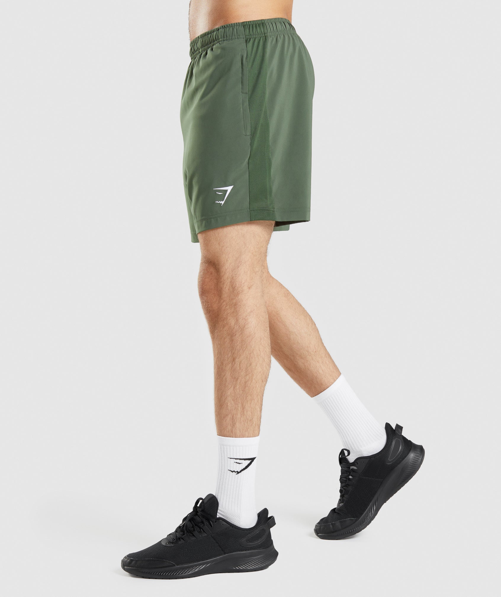 Sport Shorts in Green - view 3