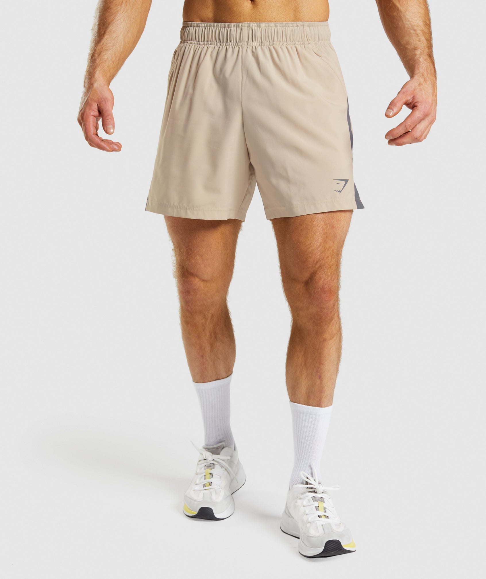 Sport Shorts in Toasted Brown/Silhouette Grey is niet op voorraad