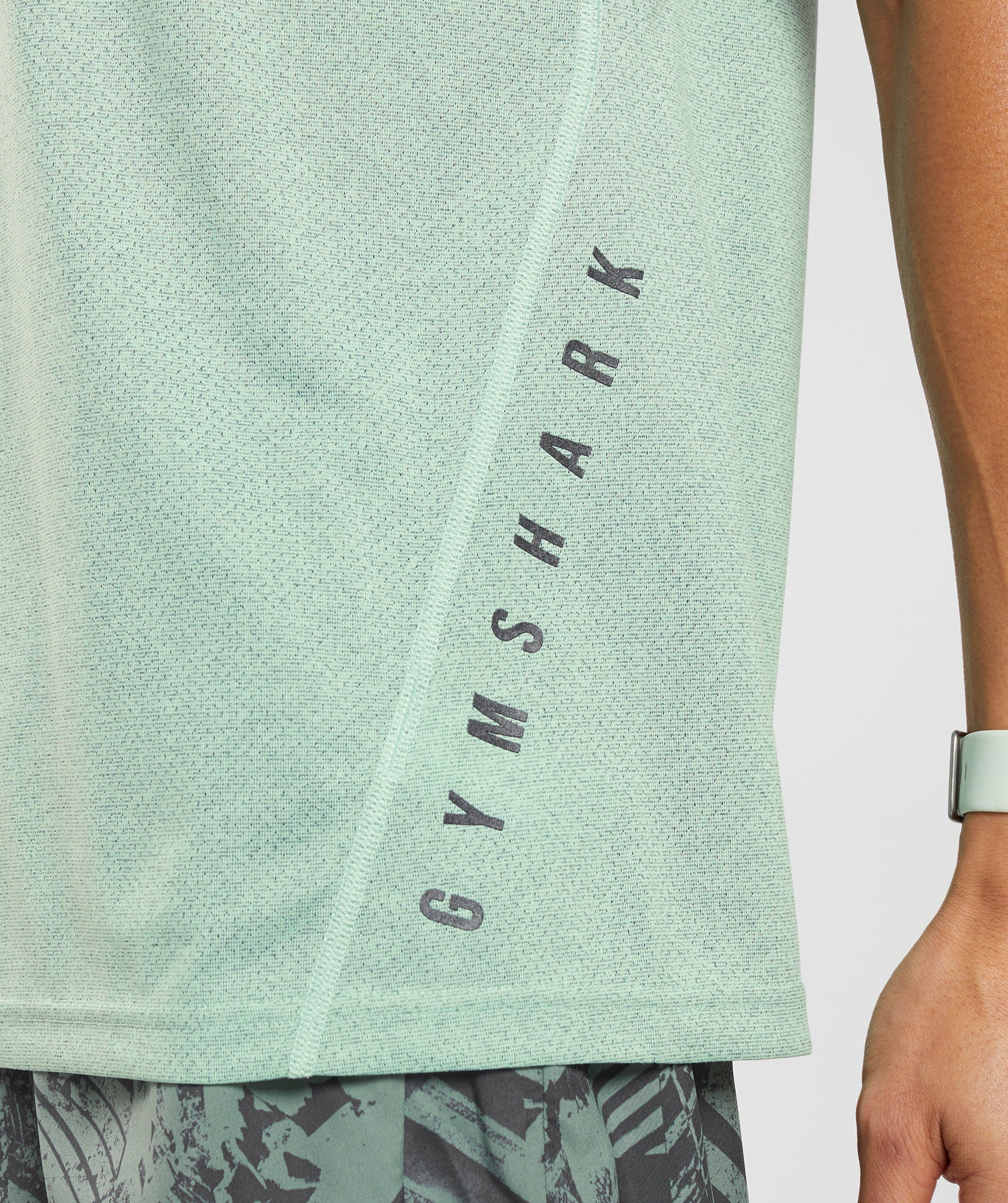 Sport T-Shirt in Pastel Green/Black Marl