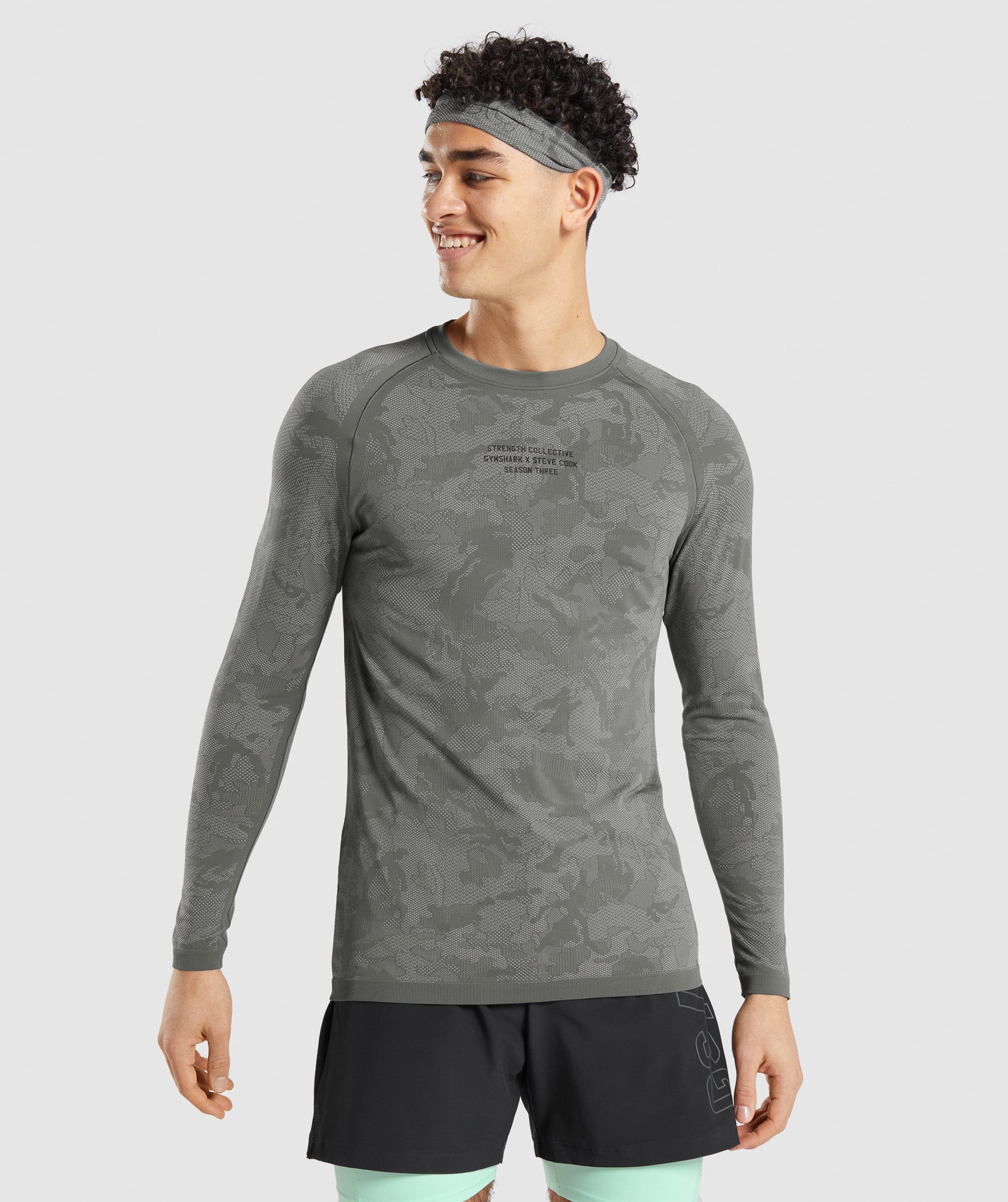 Gymshark//Steve Cook Long Sleeve Seamless T-Shirt in Charcoal Grey/Smokey Grey - view 2