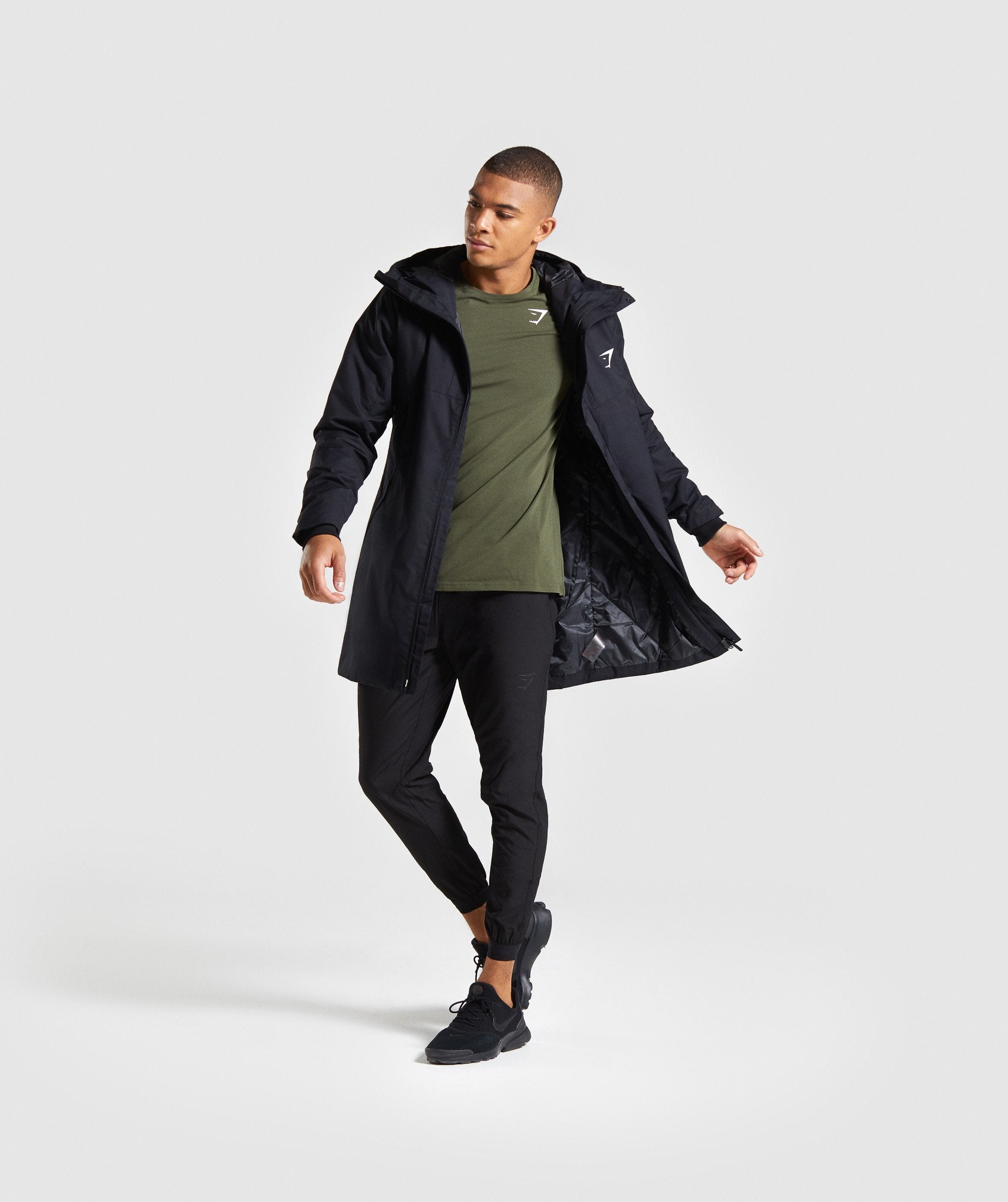 Summit Jacket in Black - view 3