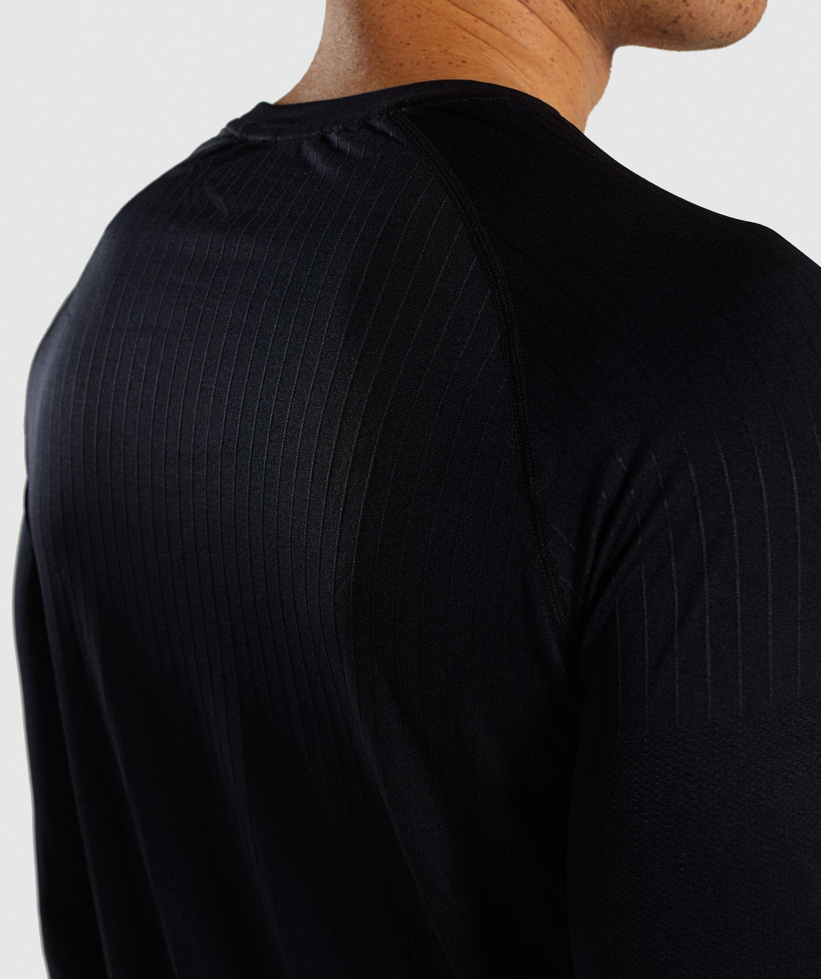 Superior Lightweight Seamless Long Sleeve T-Shirt in Black - view 5