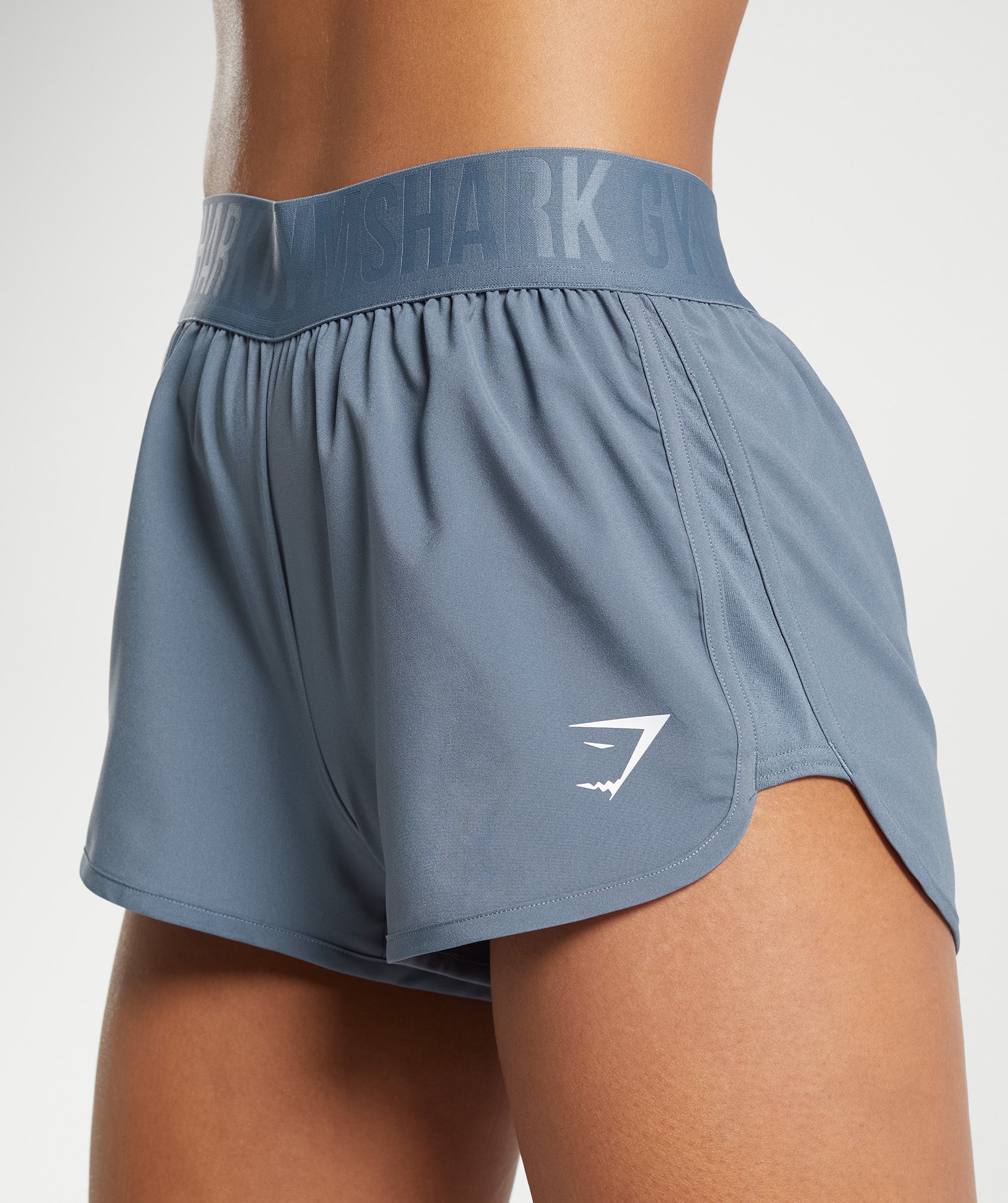 Training Loose Fit Shorts in Evening Blue
