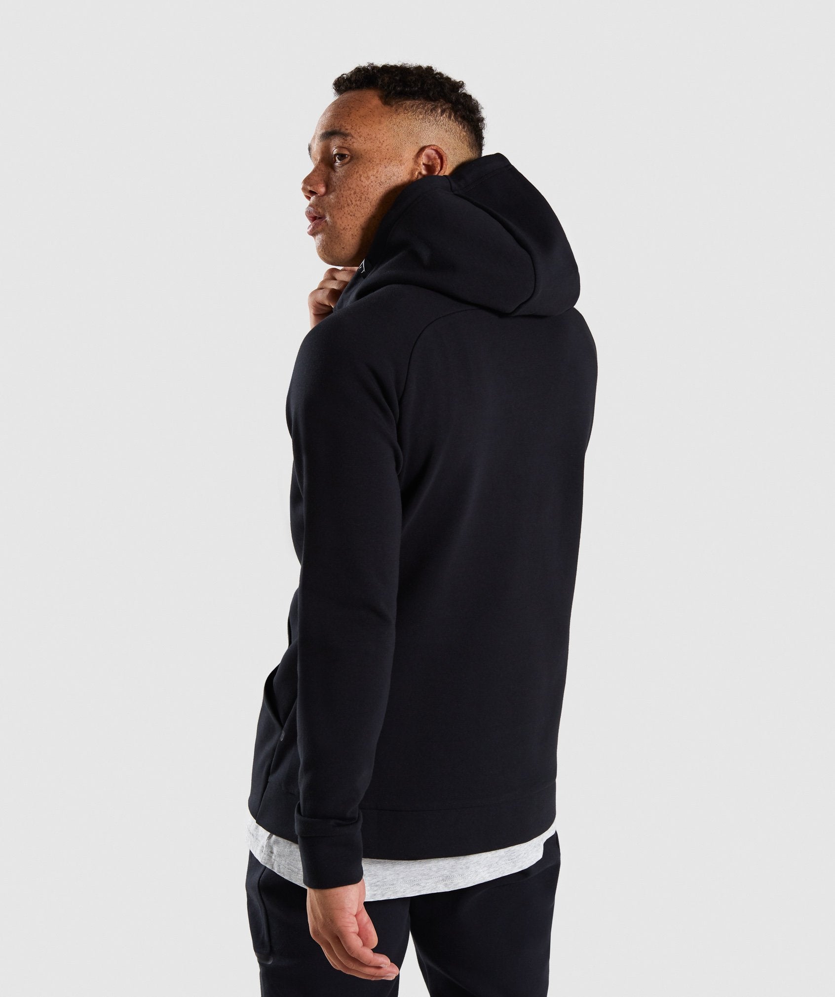 Ultra Pullover in Black - view 2
