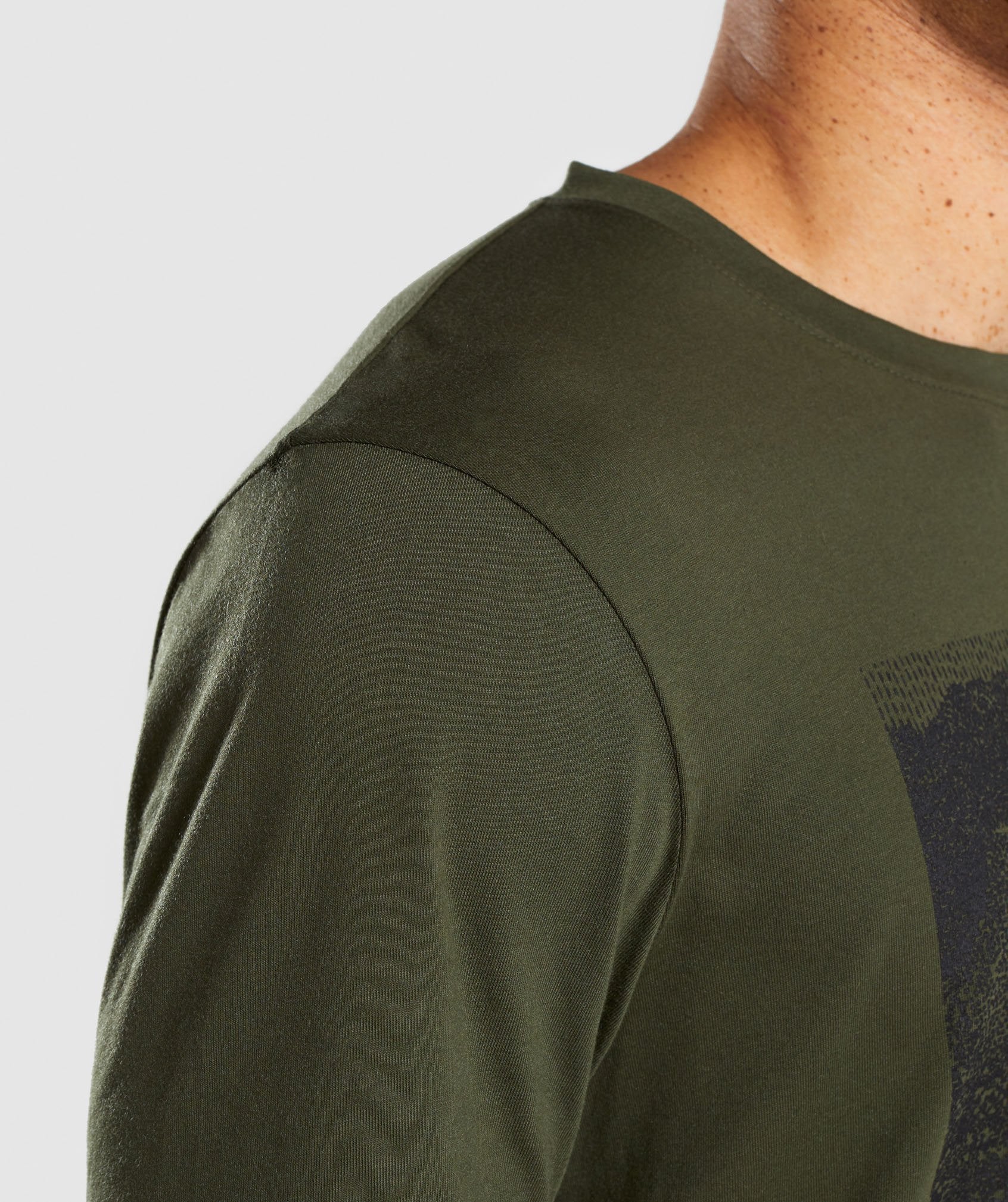 Ultra Jacquard T-Shirt in Woodland Green - view 6