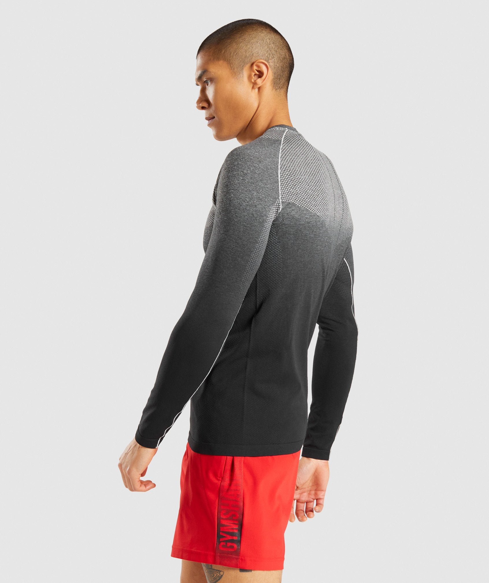 Vital Ombre Seamless Long Sleeve T-Shirt in Black/Grey