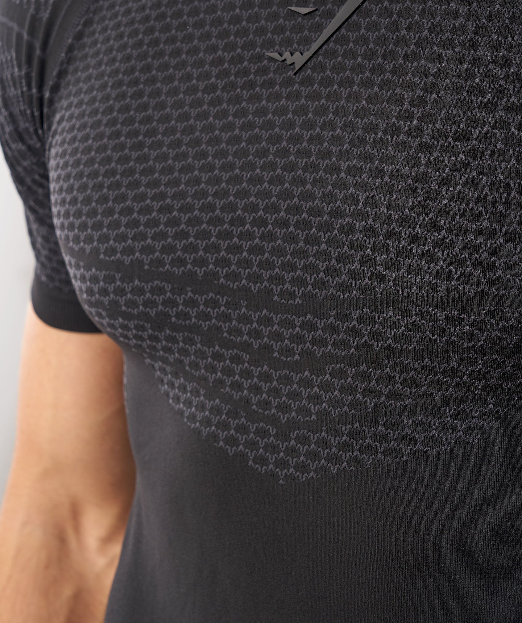 Onyx 2.0 T-Shirt in Black - view 4