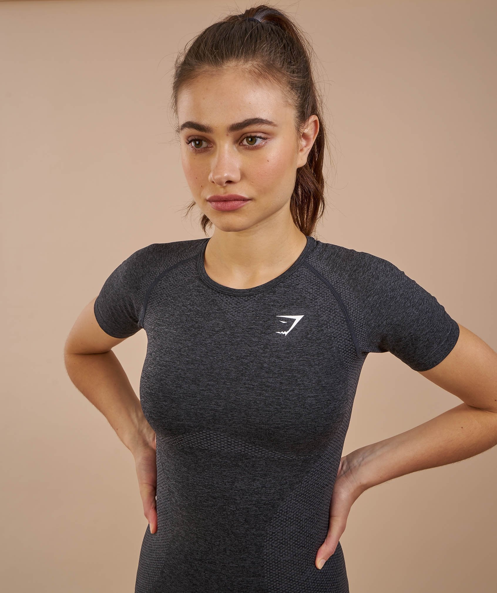 Seamless T-Shirt in Black Marl - view 6
