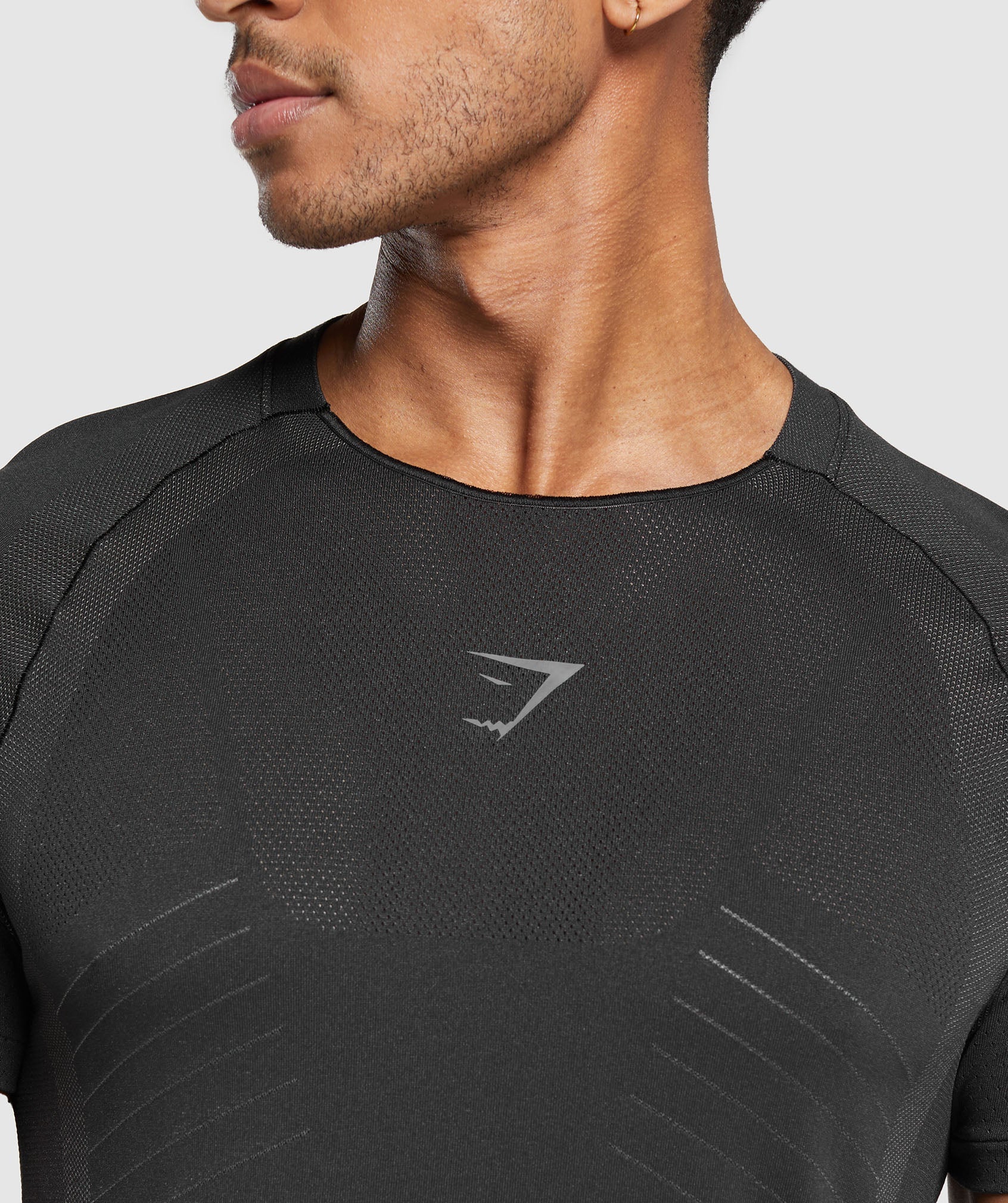 Apex Seamless T-Shirt in Black/Dark Grey - view 5