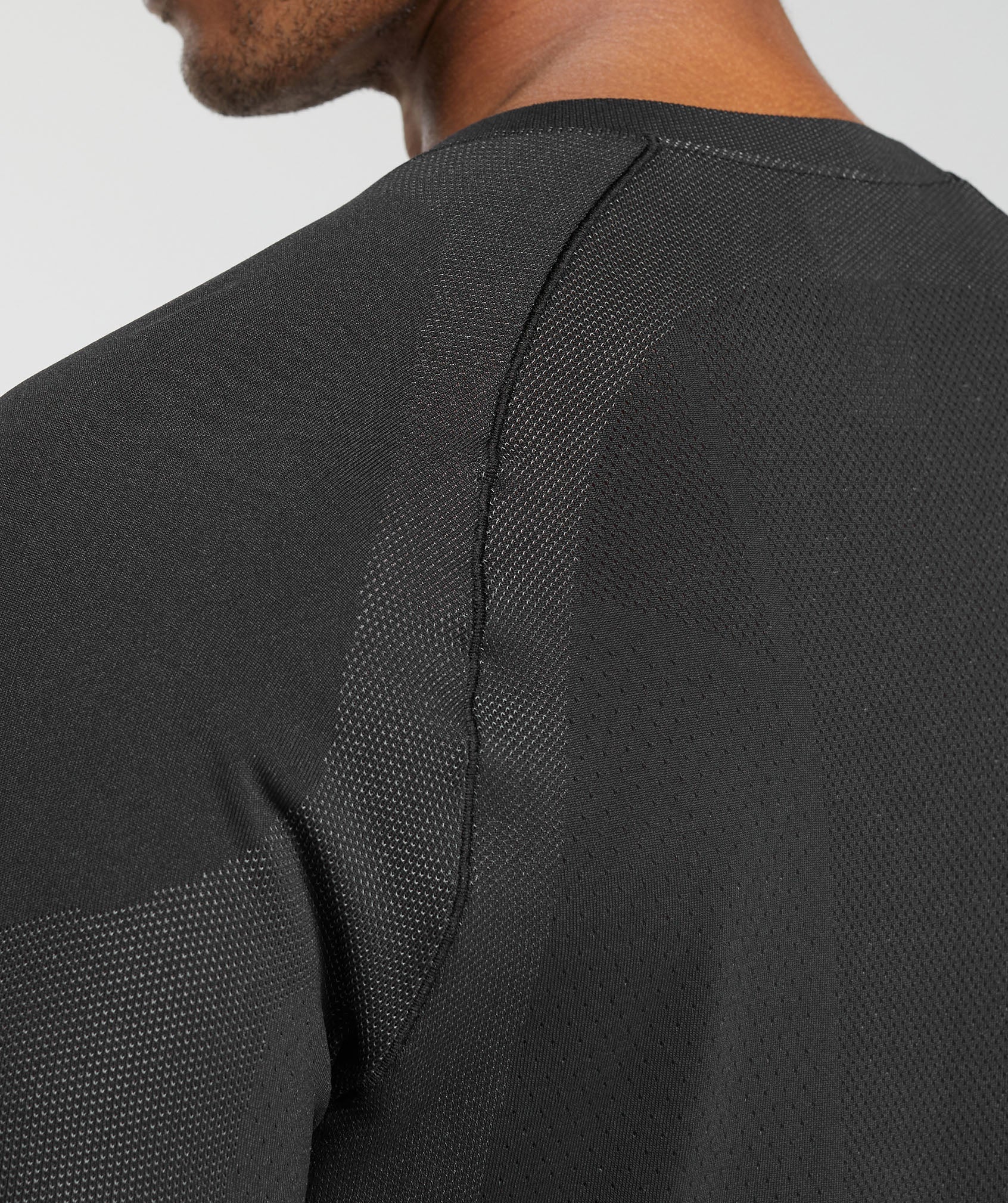 Apex Seamless T-Shirt in Black/Dark Grey - view 6