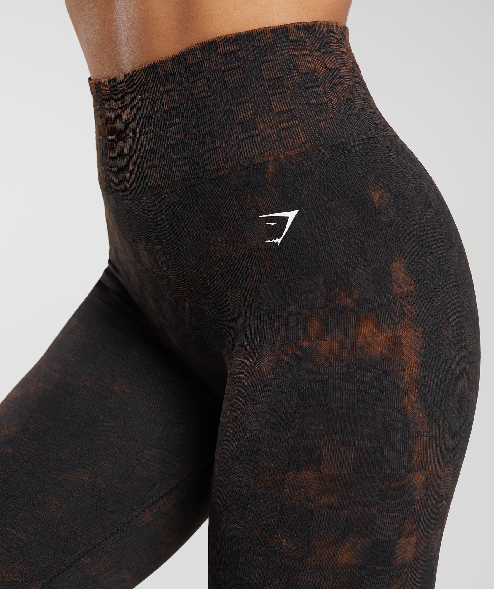 Check Seamless Washed Leggings in Black - view 5