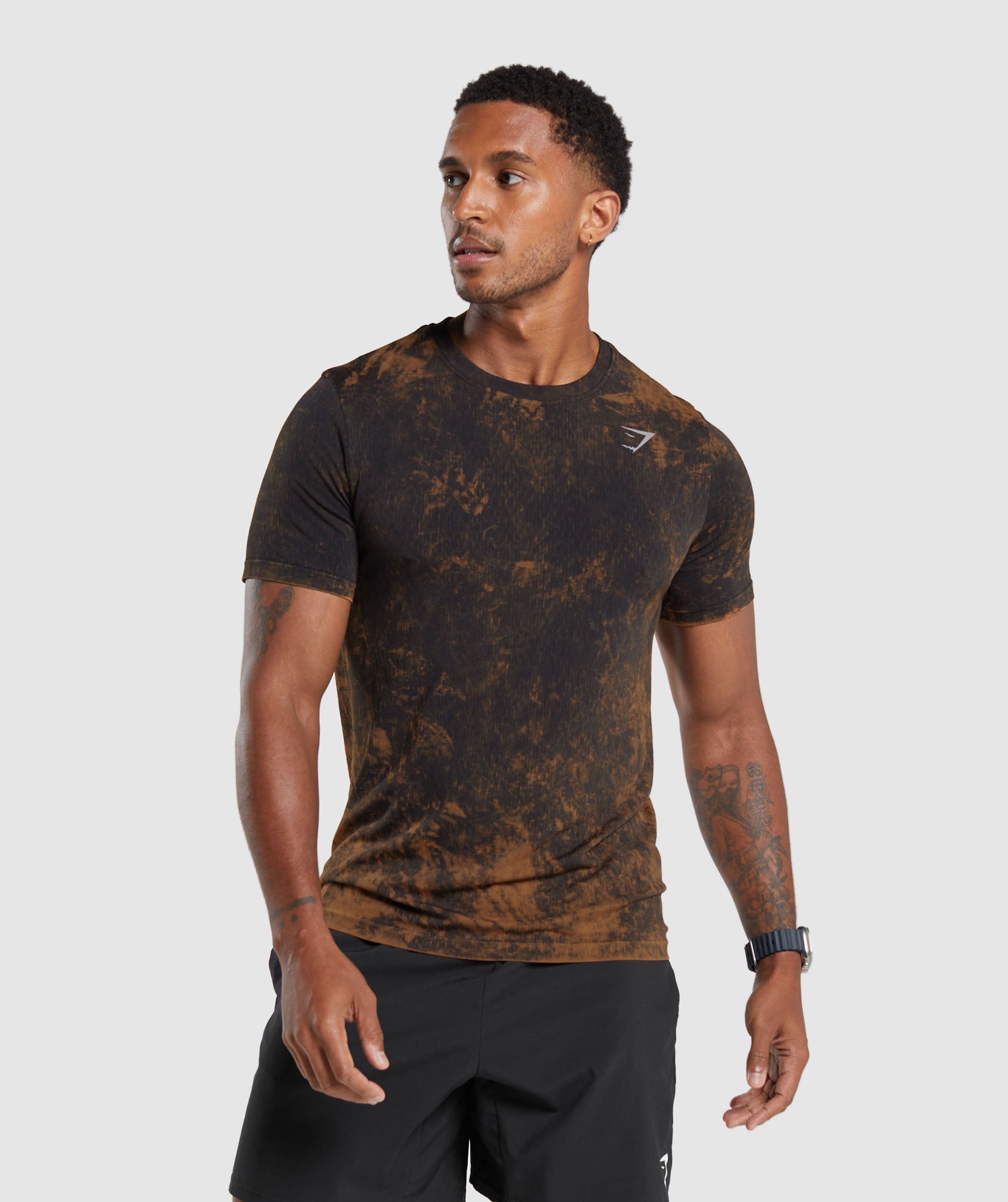 Washed Seamless T-Shirt in Black - view 1