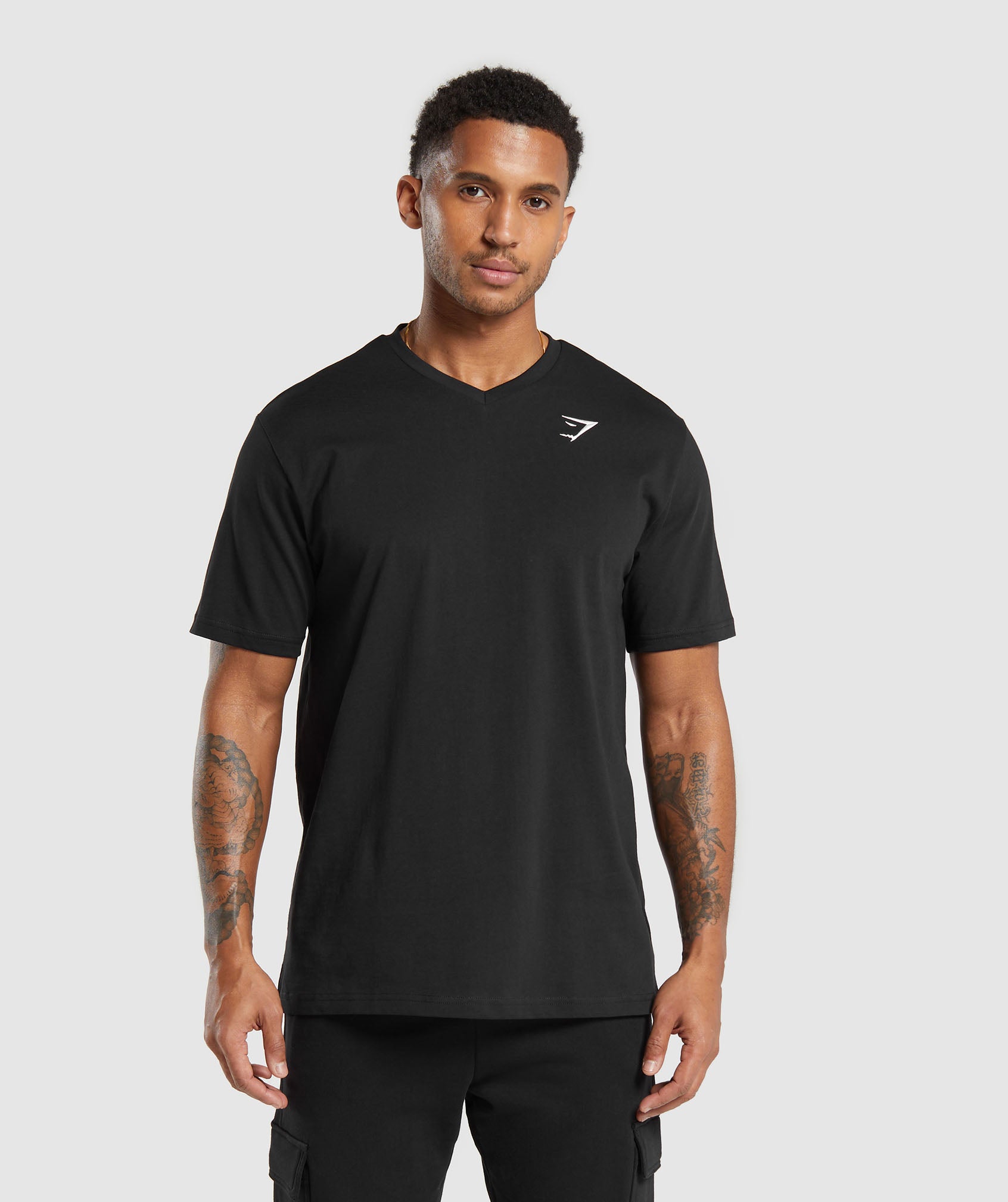 Crest V-Neck T Shirt in Black