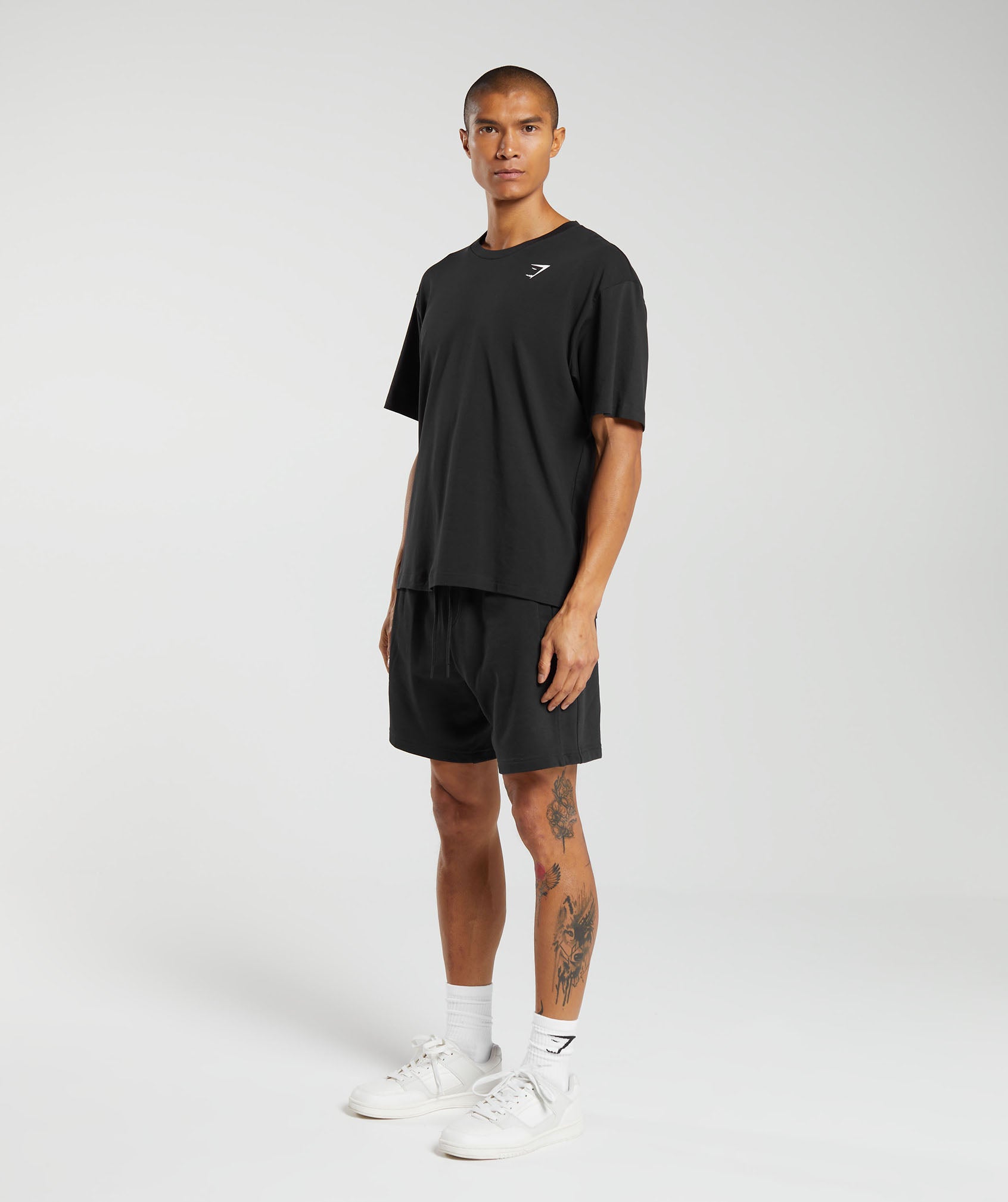 Essential Oversized T-Shirt in Black - view 4