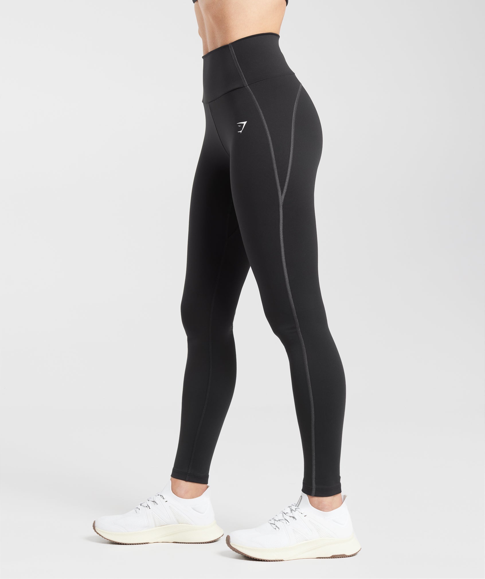 Everyday Contour Leggings in Black - view 3