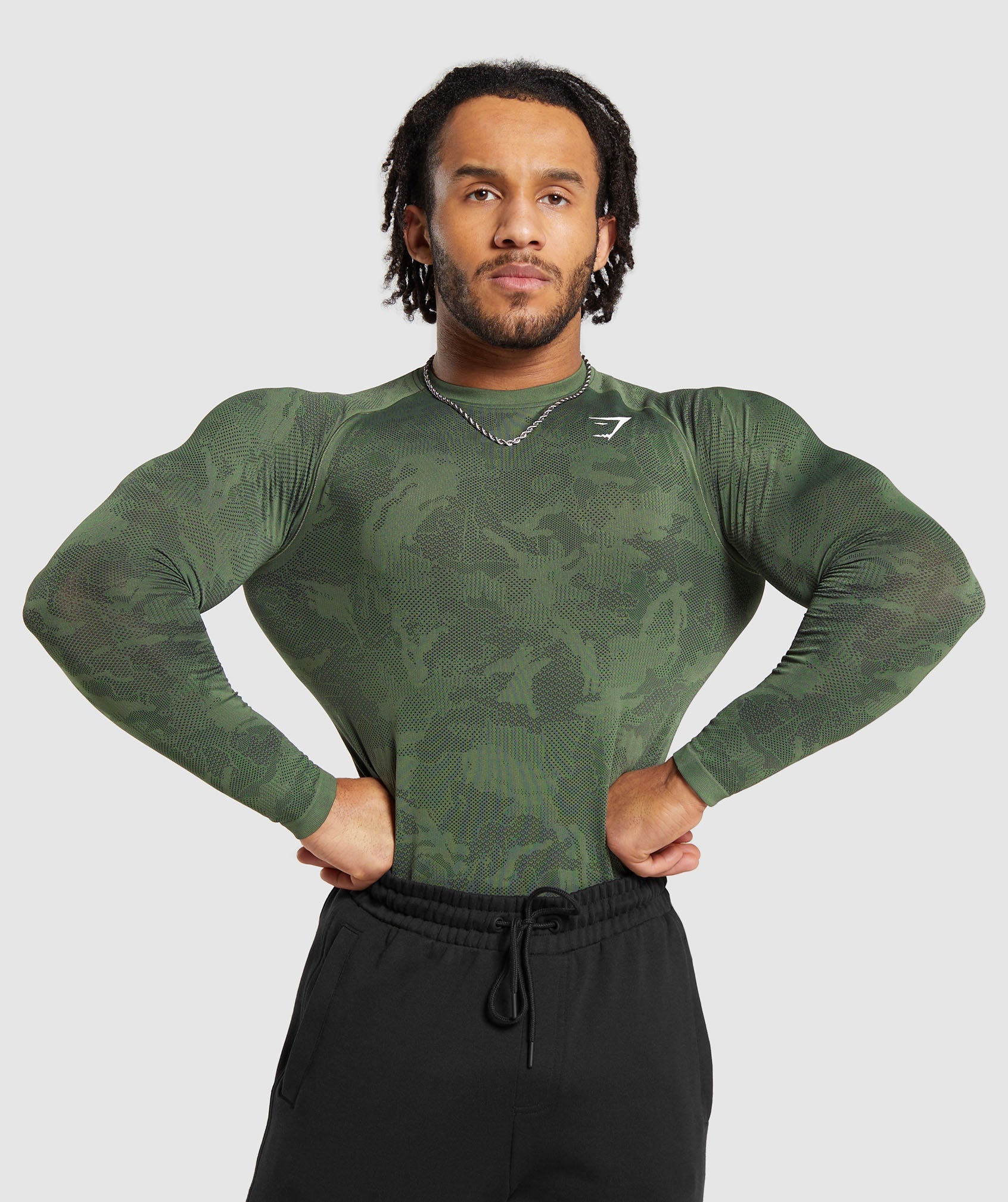 Geo Seamless Long Sleeve T-Shirt in Core Olive/Black - view 1