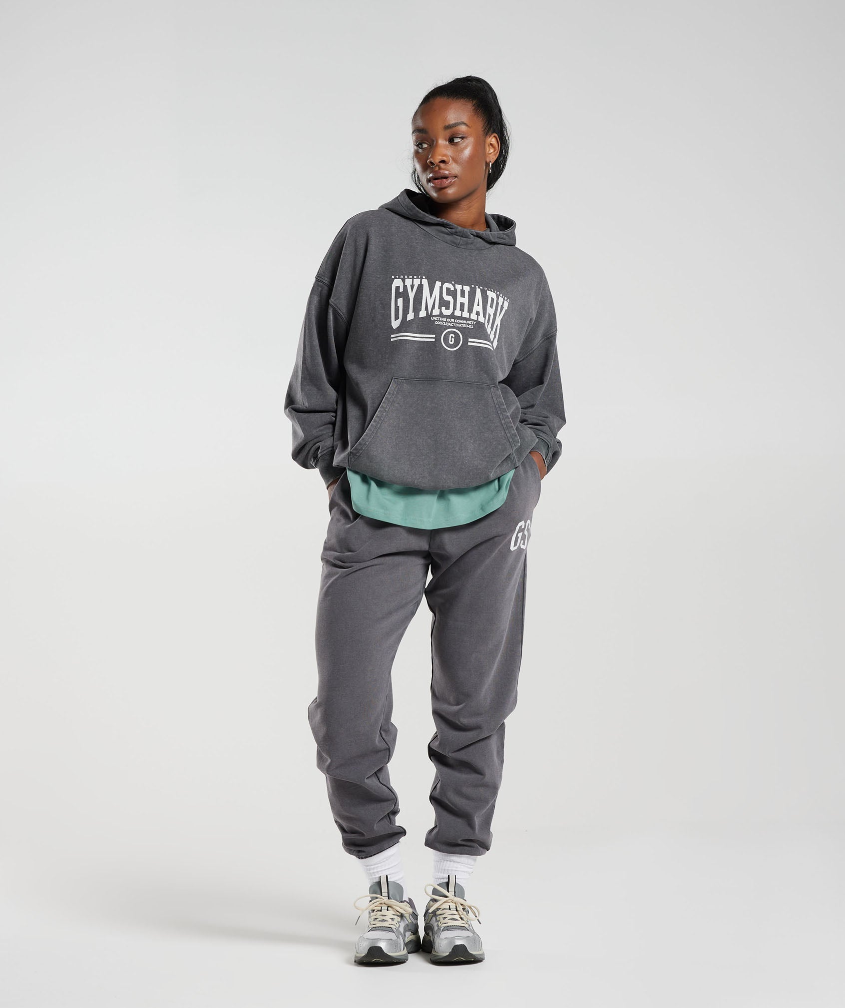 Collegiate Oversized Hoodie in Silhouette Grey - view 4