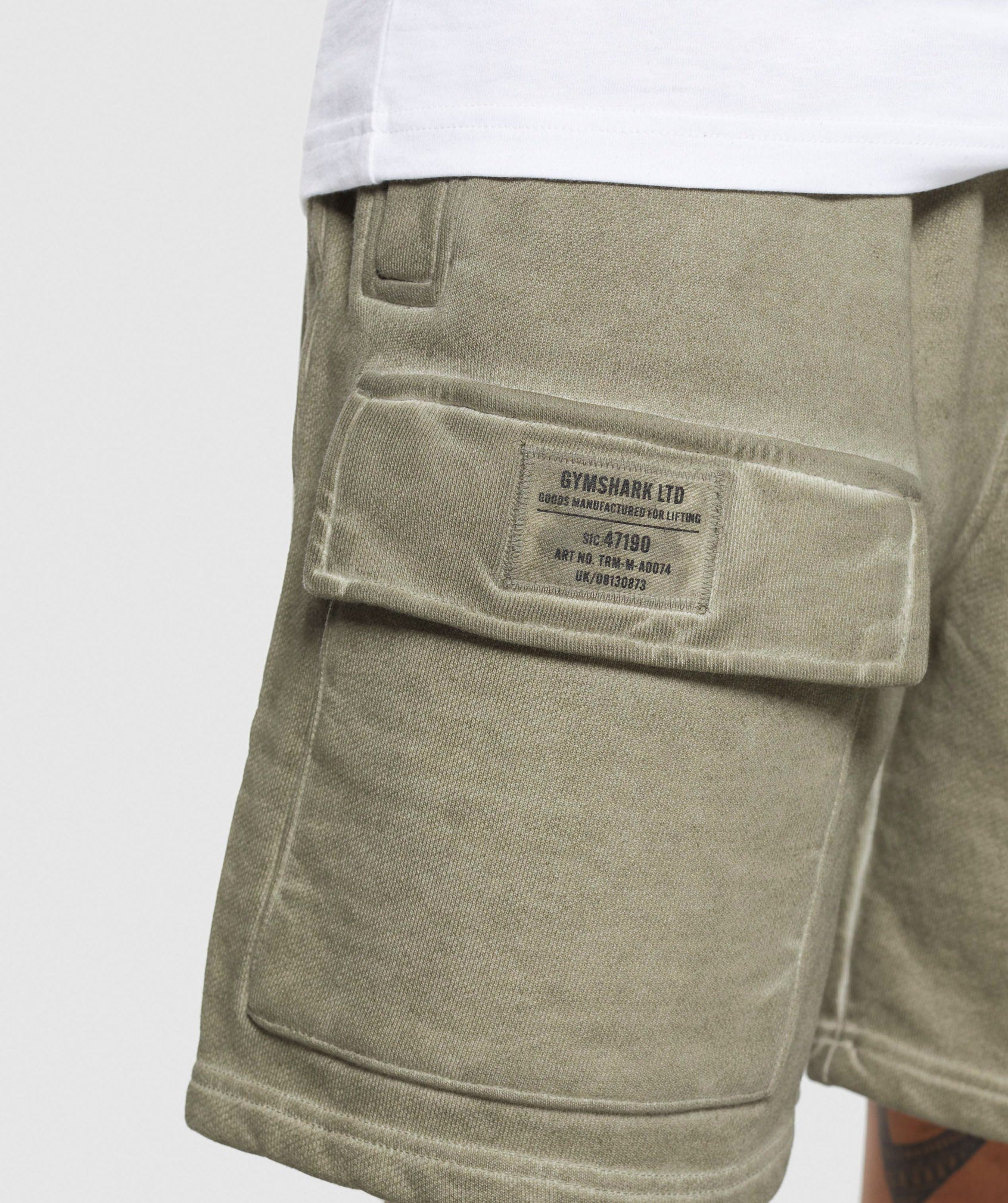 Heavyweight Washed Cargo Shorts in Utility Green - view 7