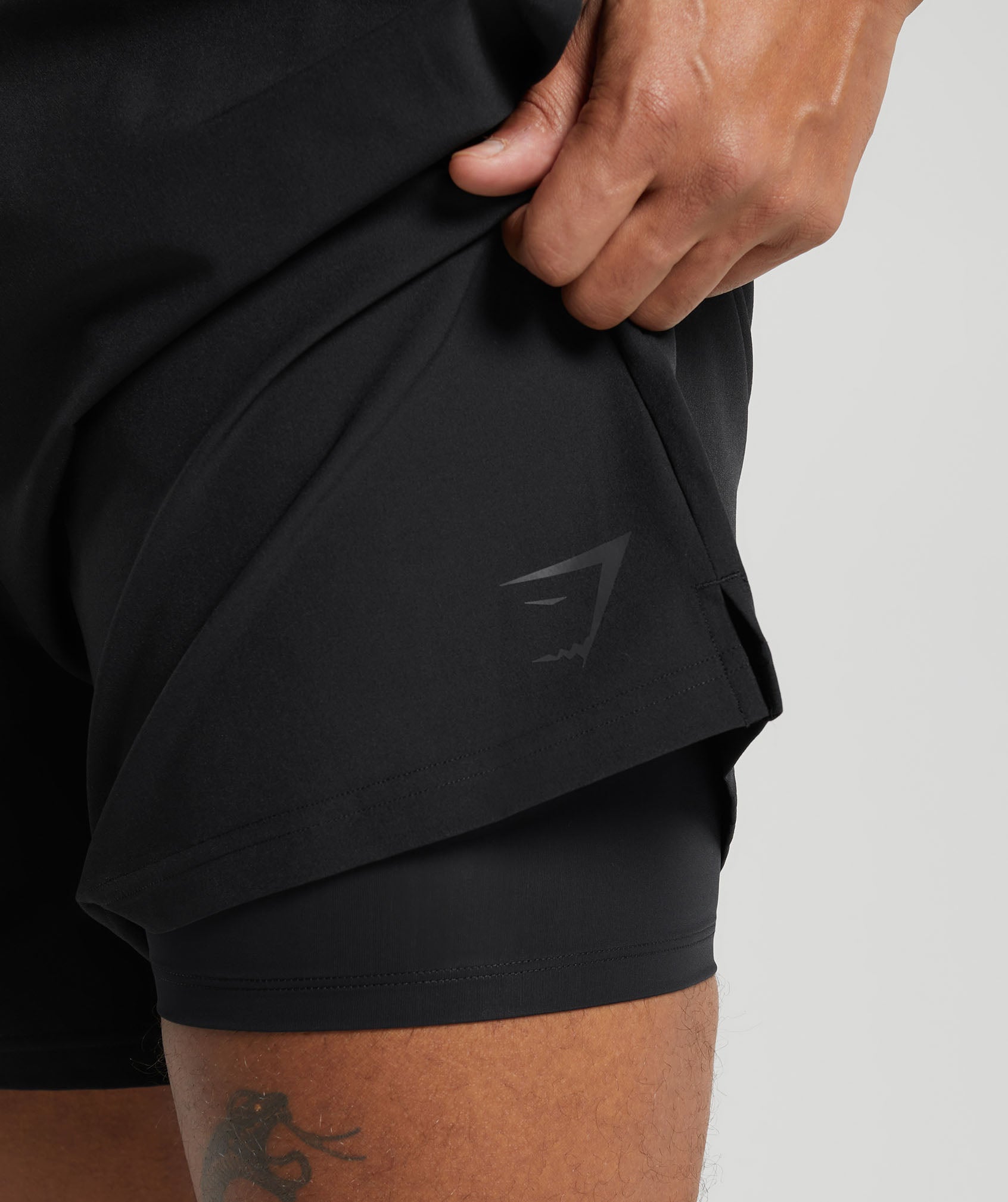 Land to Water 6" Shorts in Black - view 6