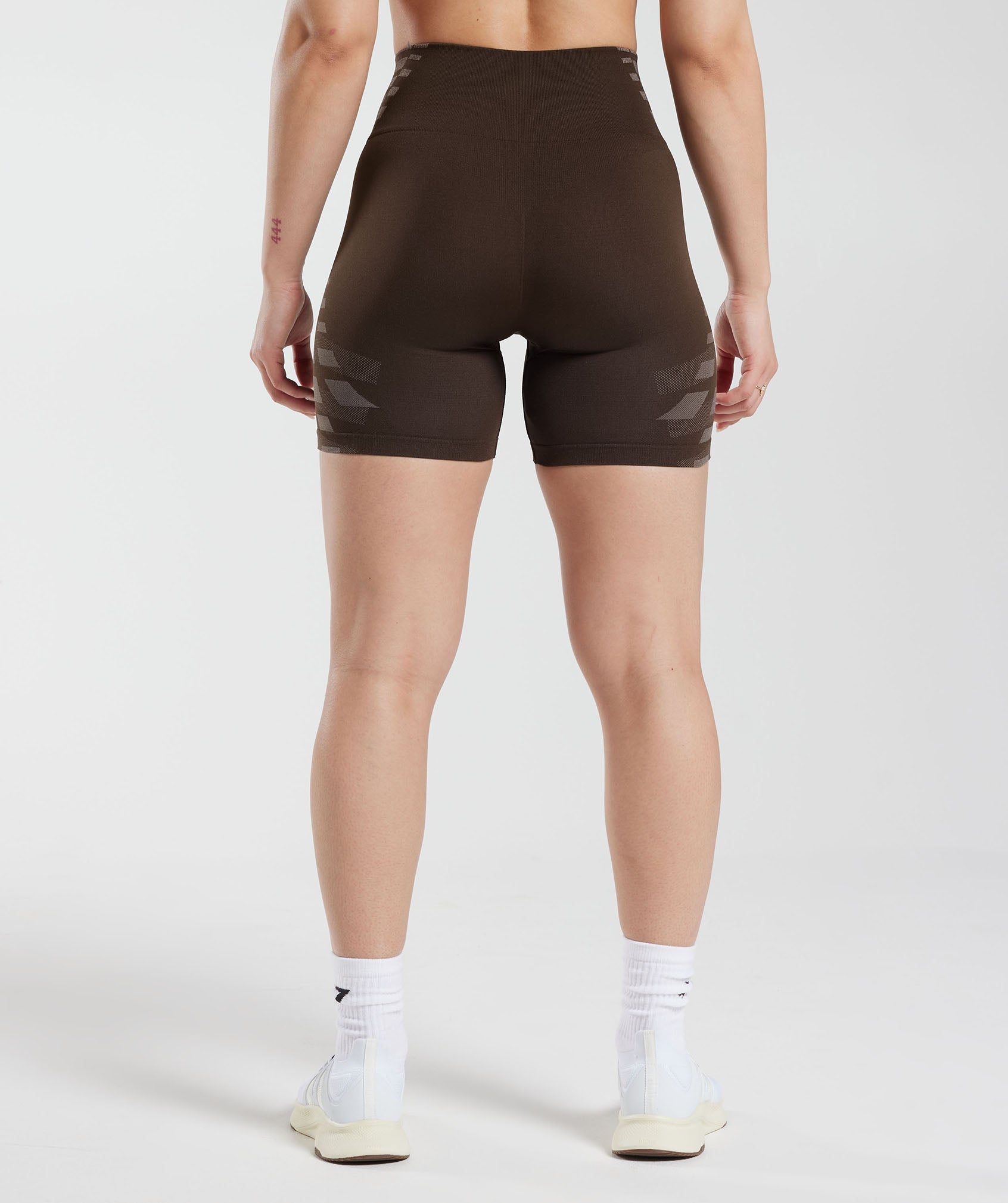 Apex Limit Shorts in Archive Brown/Truffle Brown - view 2