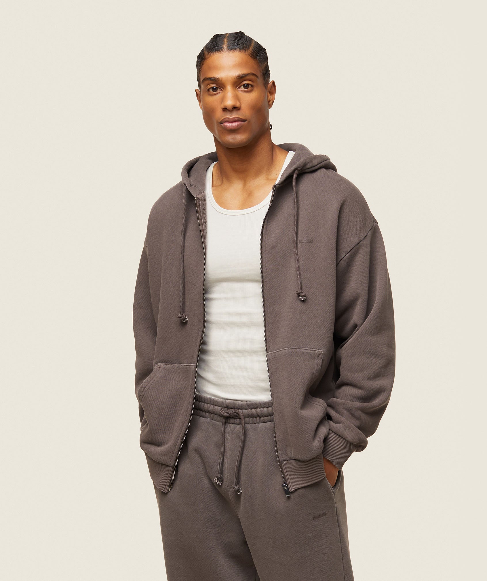 everywear Relaxed Zip Hoodie