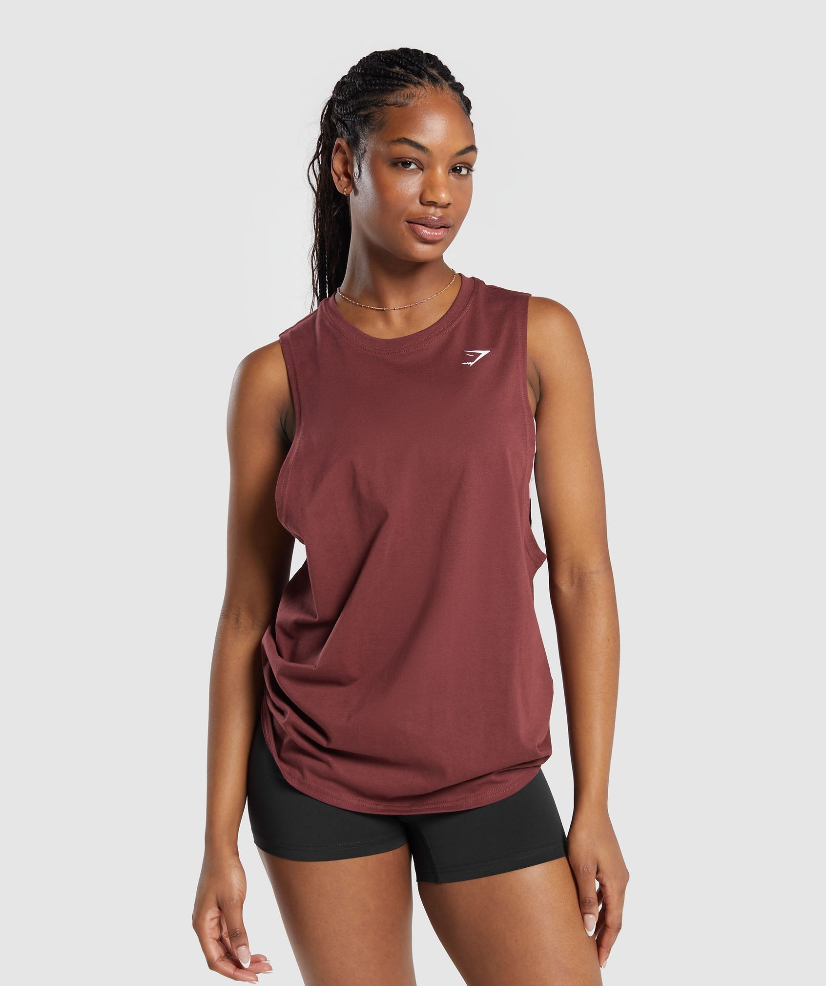 Training Tank in Burgundy Brown ist nicht auf Lager