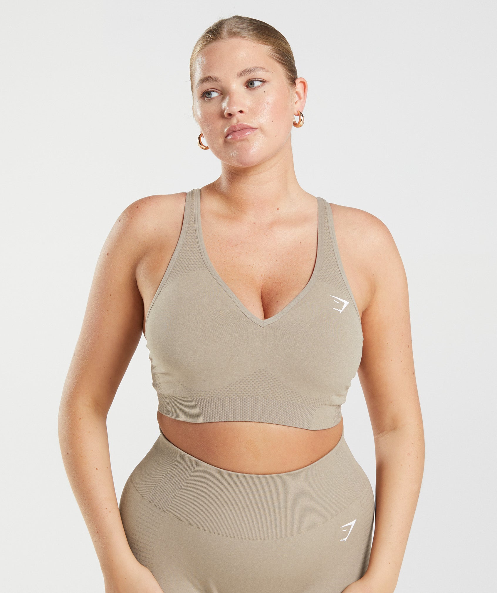 Vital Seamless 2.0 V Neck Sports Bra in Vanilla Brown Marl - view 6