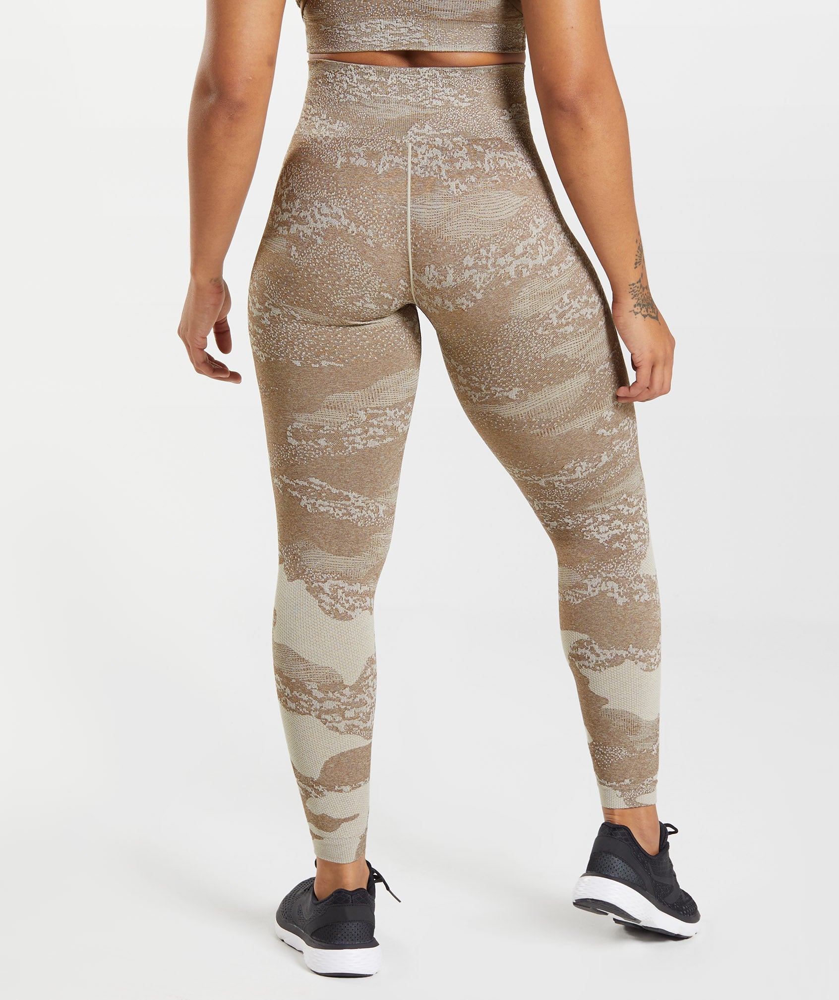 Adapt Camo Seamless Leggings in Pebble Grey/Soul Brown - view 2