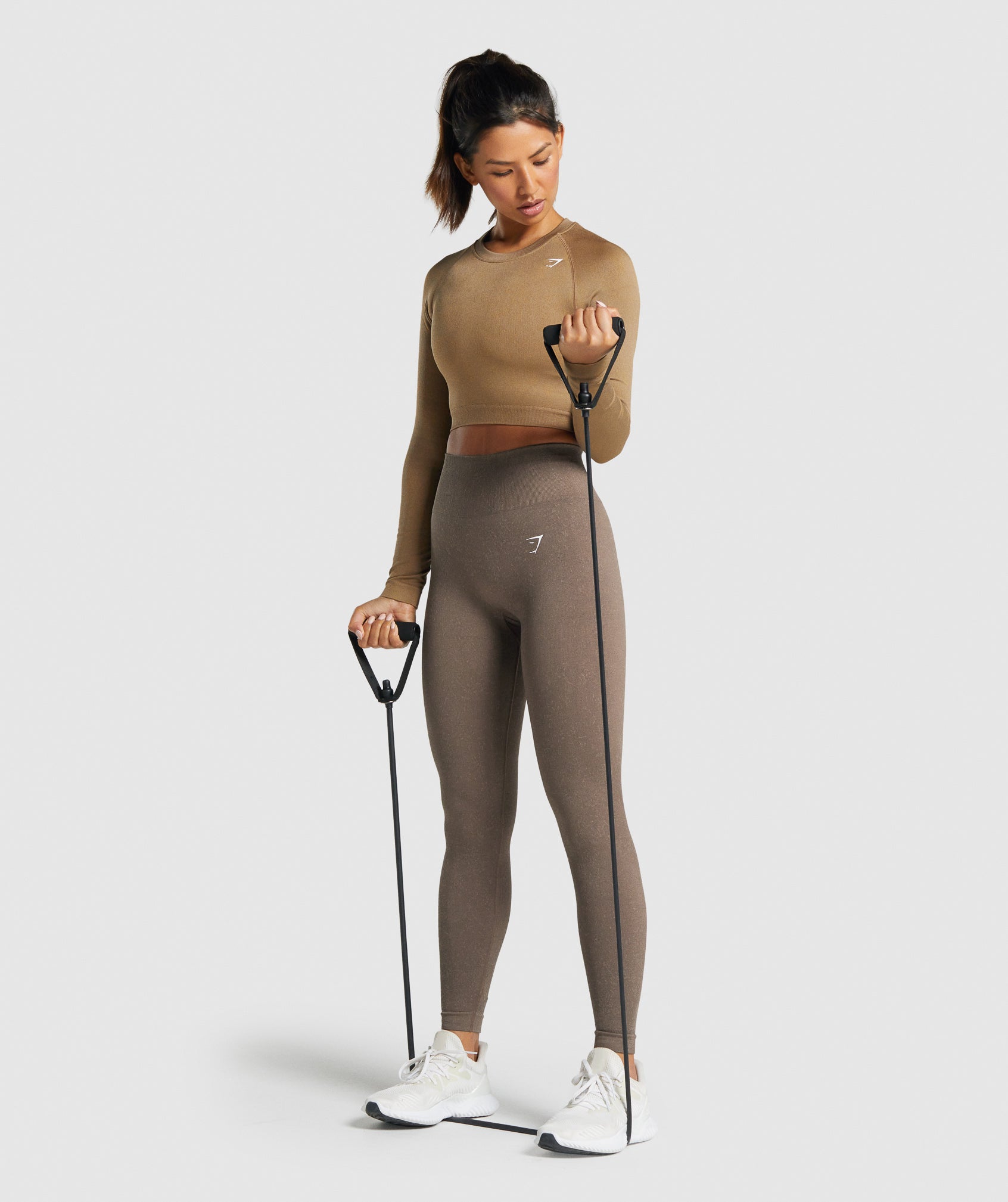 Adapt Fleck Seamless Long Sleeve Crop Top in Mineral | Light Brown - view 4