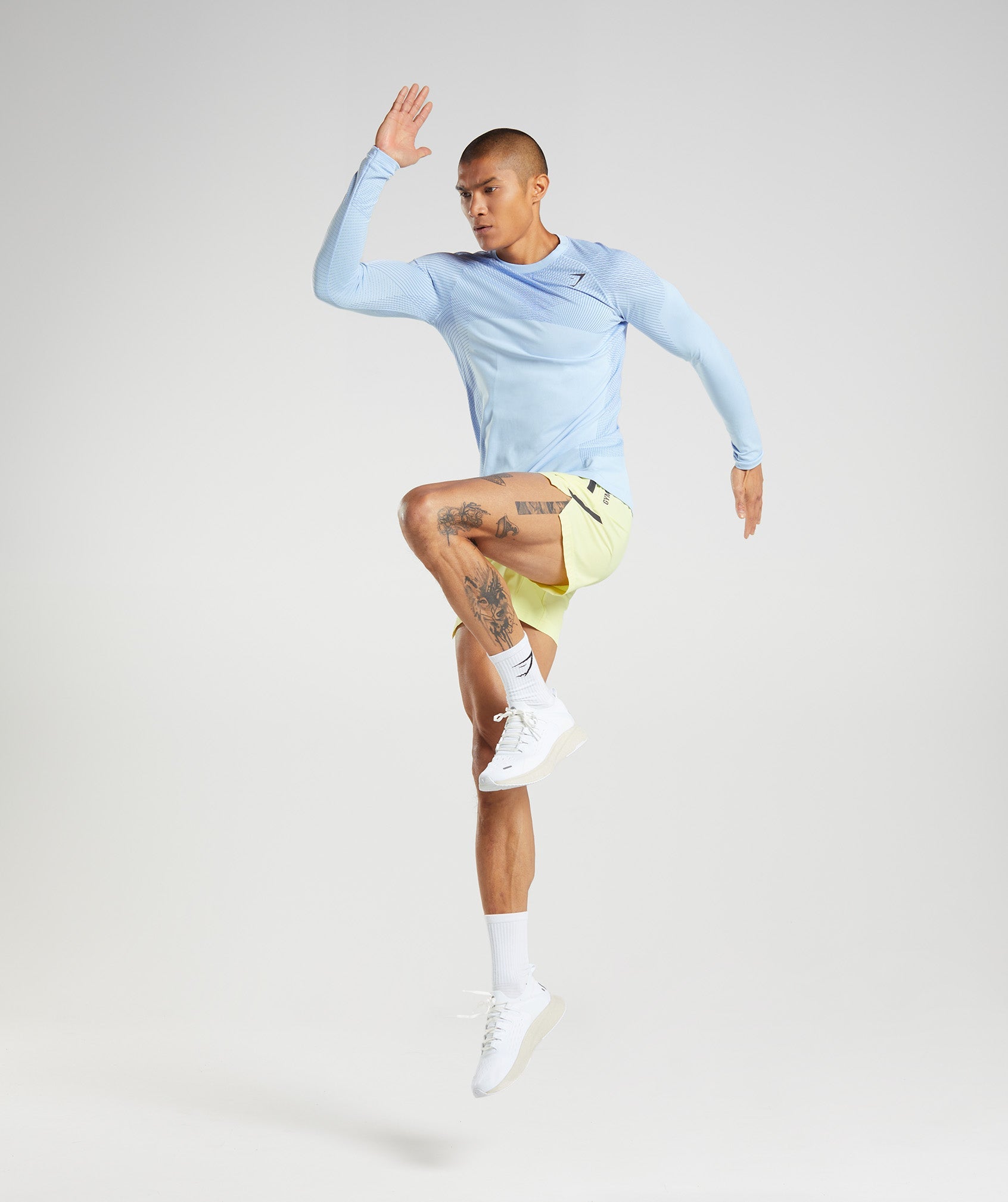 Apex Seamless Long Sleeve T-Shirt in Linen Blue/Court Blue - view 4