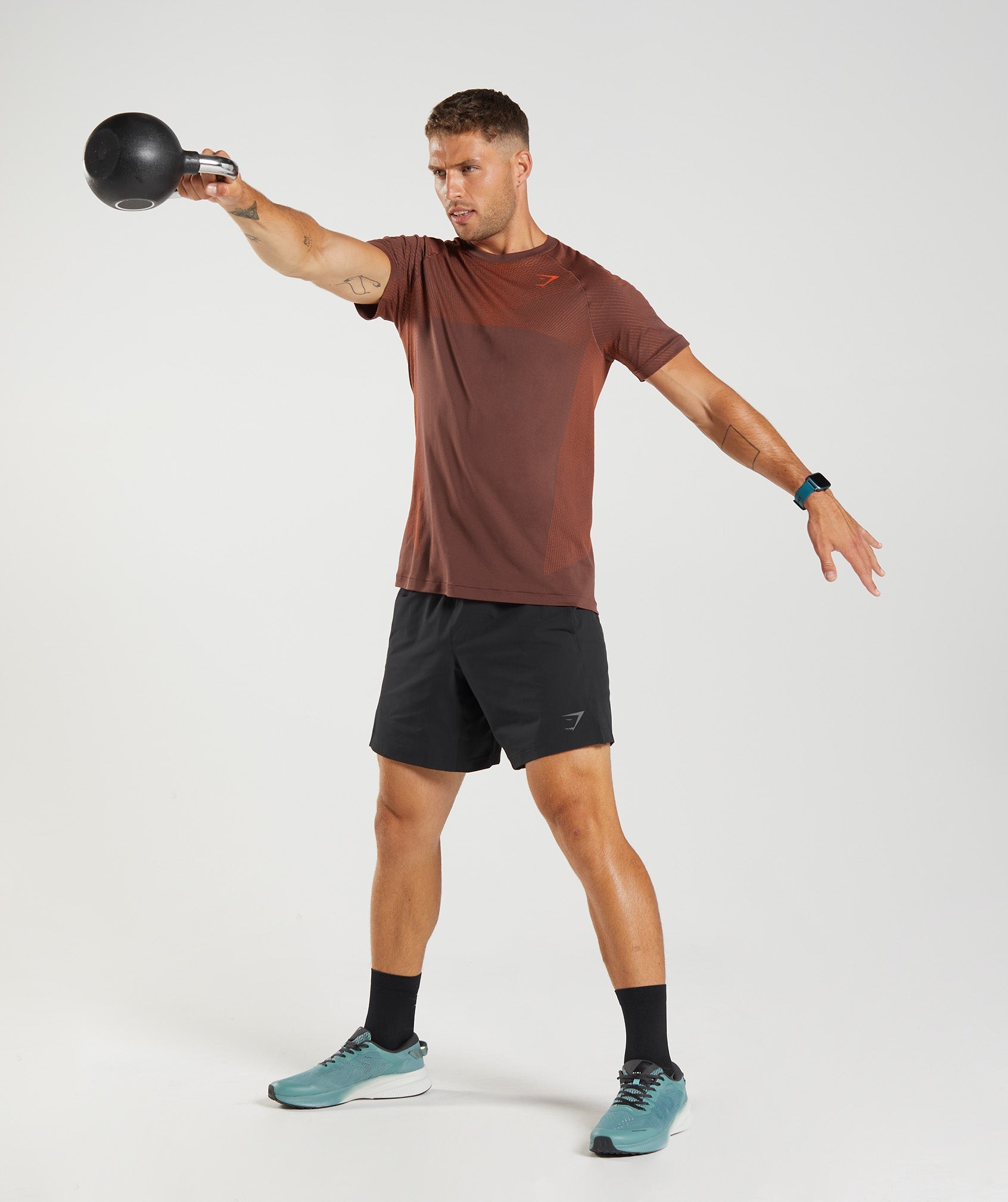 Apex Seamless T-Shirt in Cherry Brown/Pepper Red - view 4