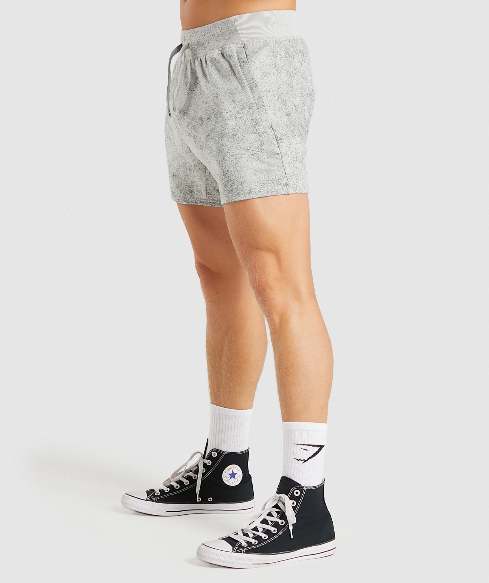 Chalk 5" Quad Shorts in Light Grey Print