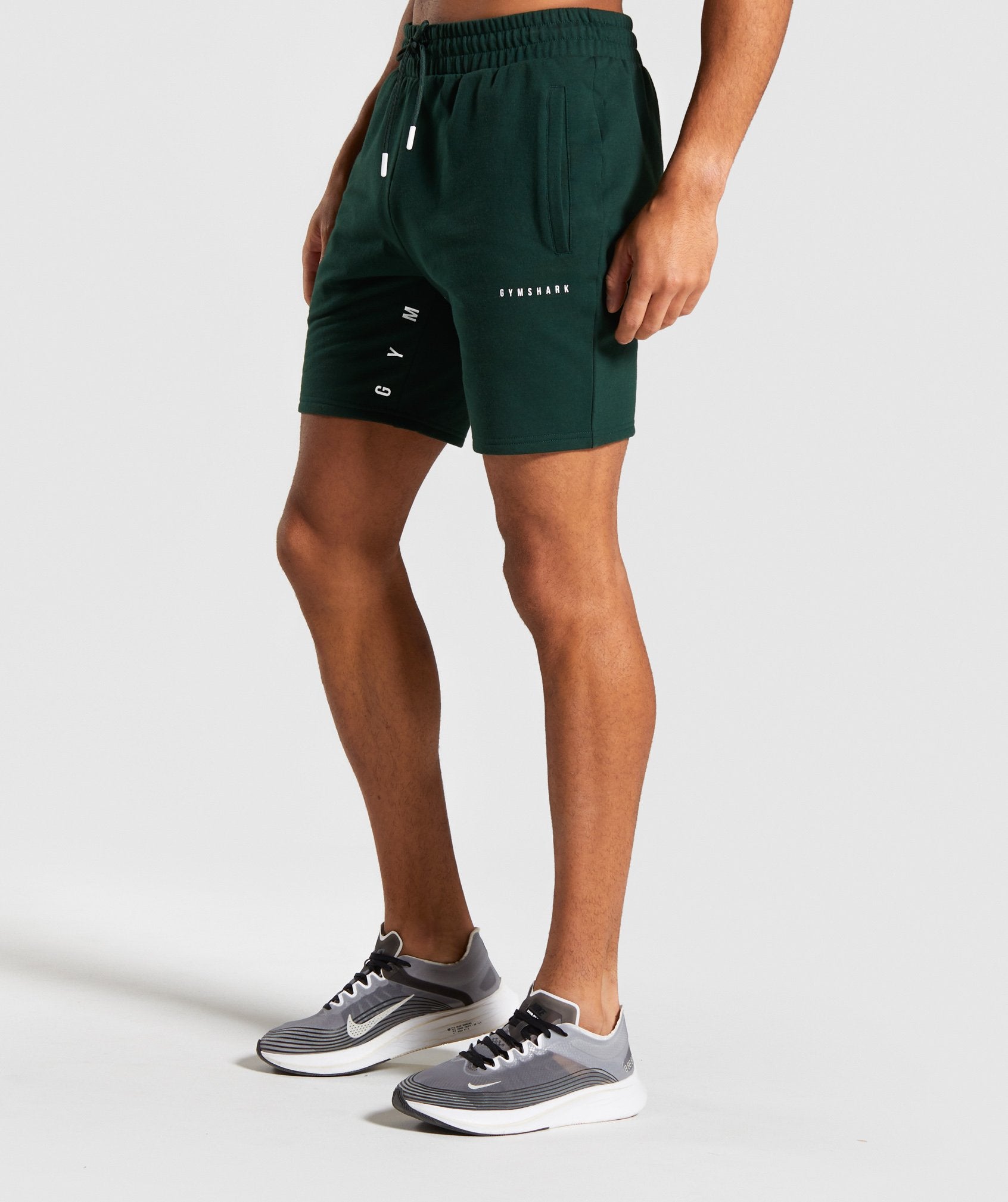 Contrast Shorts in Green - view 3