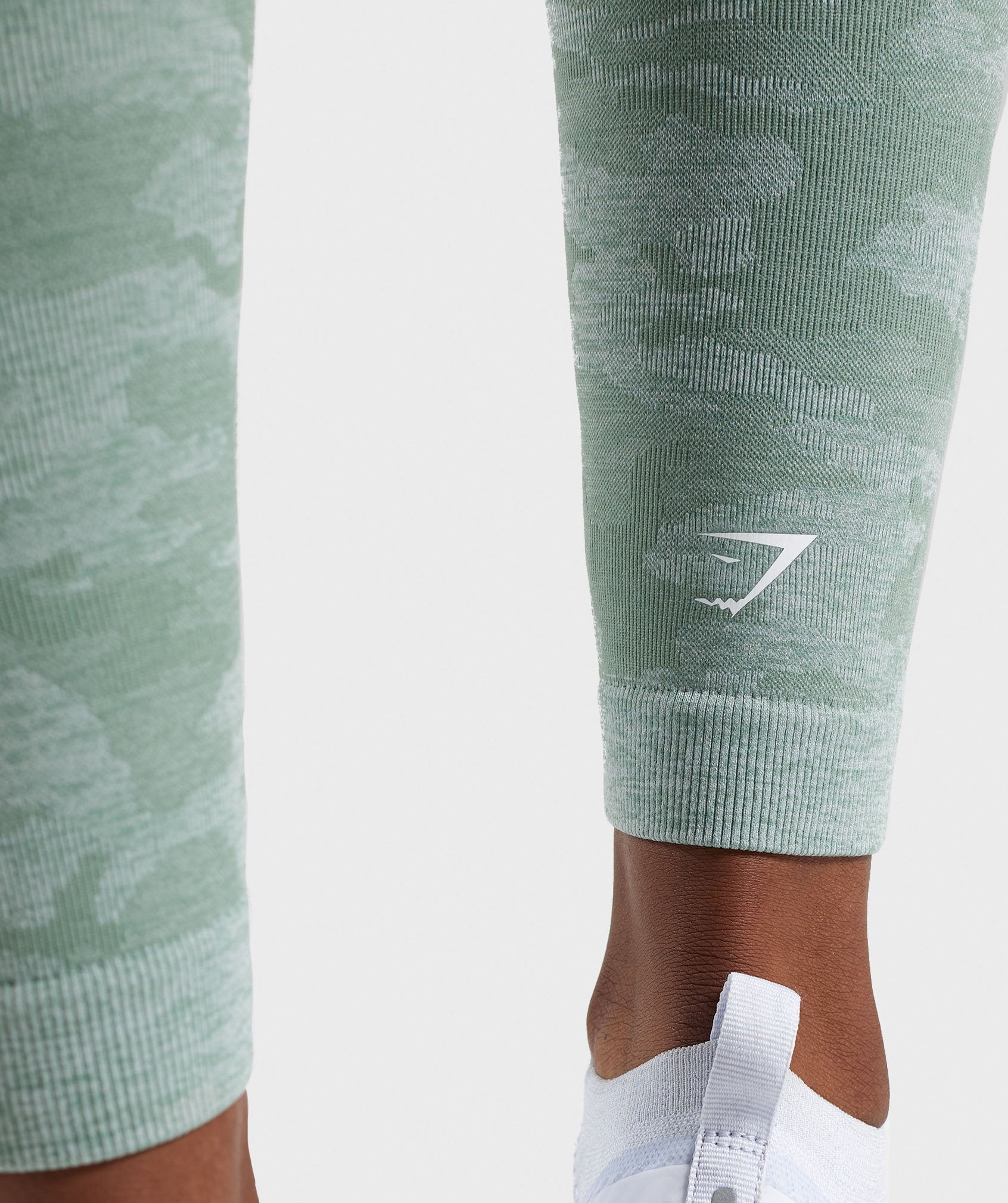 Camo Seamless Leggings in Sage Green